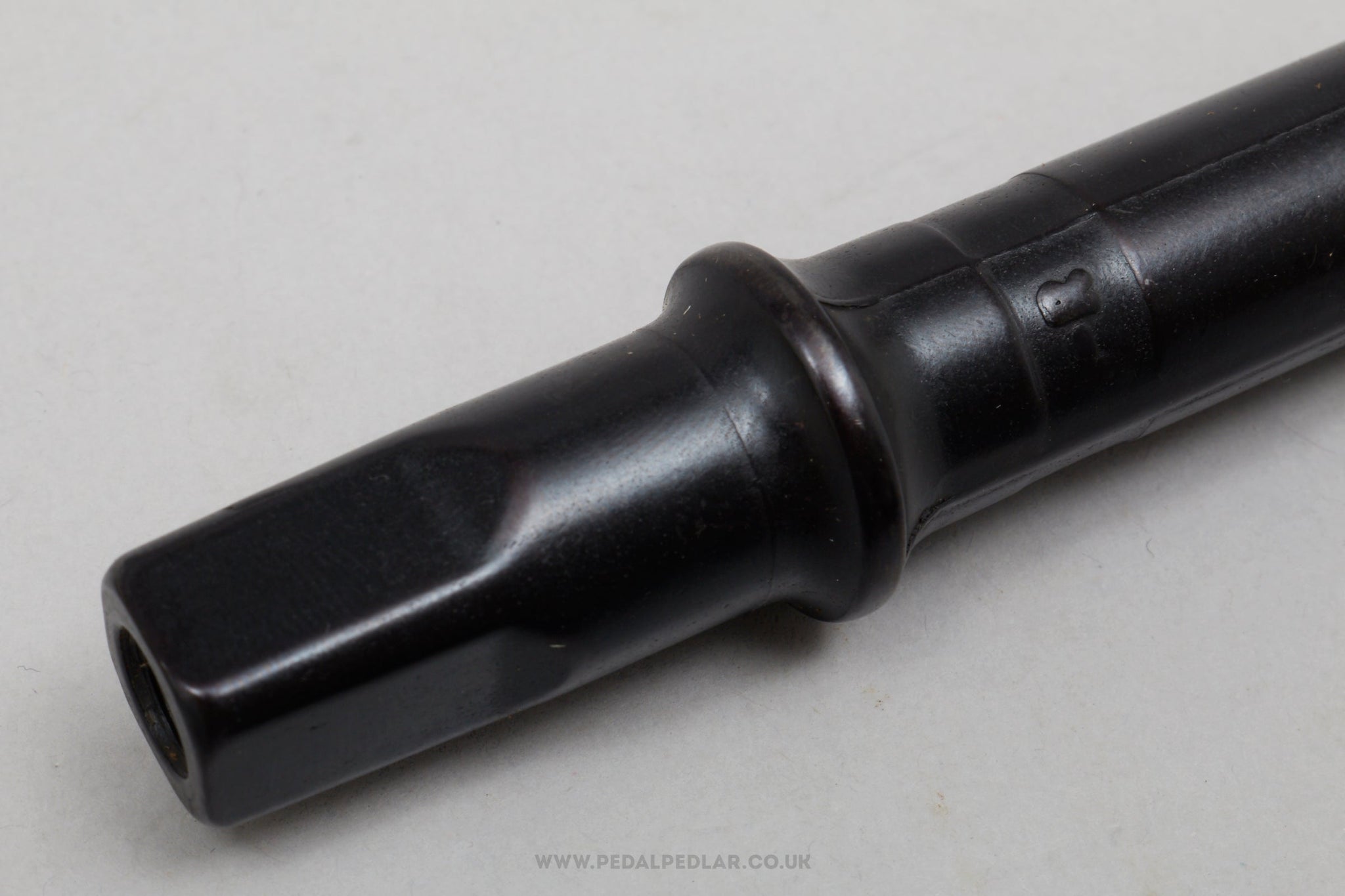 Support boite BE 3/6 inférieur pour 106 et Saxo Support boite BE 3/6 inférieur pour 106 et Saxo