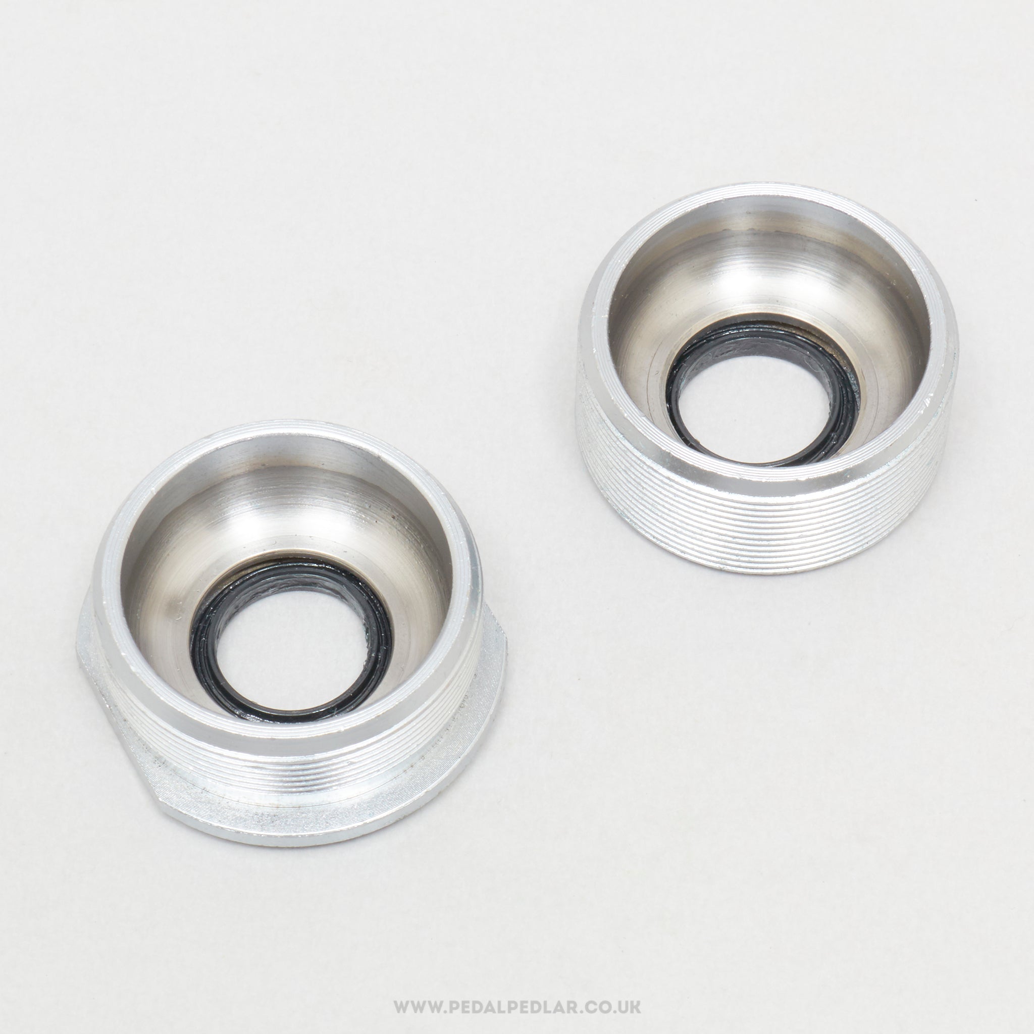 Shimano Deore XT (179 9803 / 9813) BB-M730 NOS Vintage Italian Bottom Bracket Cups - Pedal Pedlar - Buy New Old Stock Bike Parts