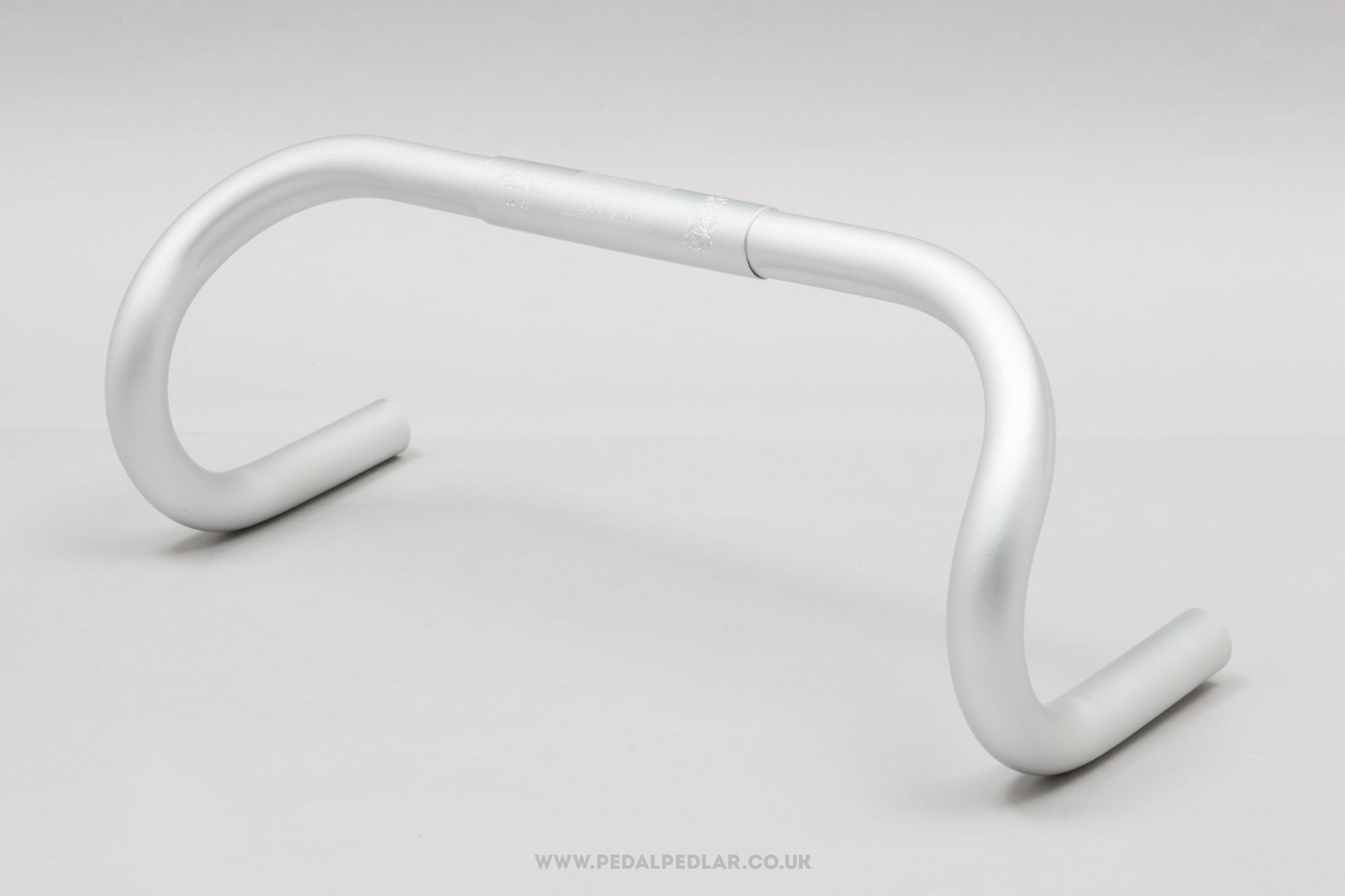 Cinelli Giro D'Italia handlebars stem estate 42mm width 95 mm projection Vintage Model 64 | Studio Brisant Cinelli Giro D'Italia handlebars stem estate 42mm width 95 mm projection Vintage Model 64 | Studio Brisant
