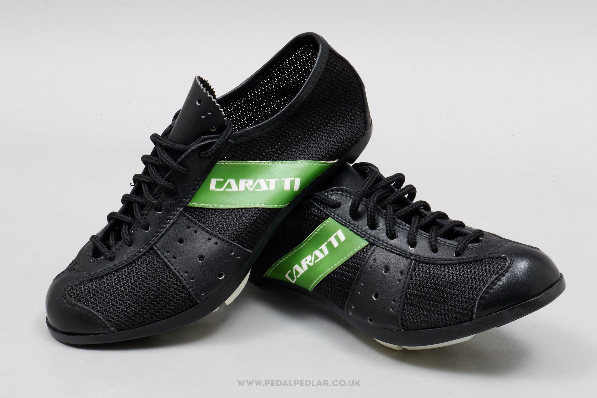 Chaussures de Football Vintage Ligne7 neuves année 1990 pointure 38 Chaussures de Football Vintage Ligne7 neuves année 1990 pointure 38