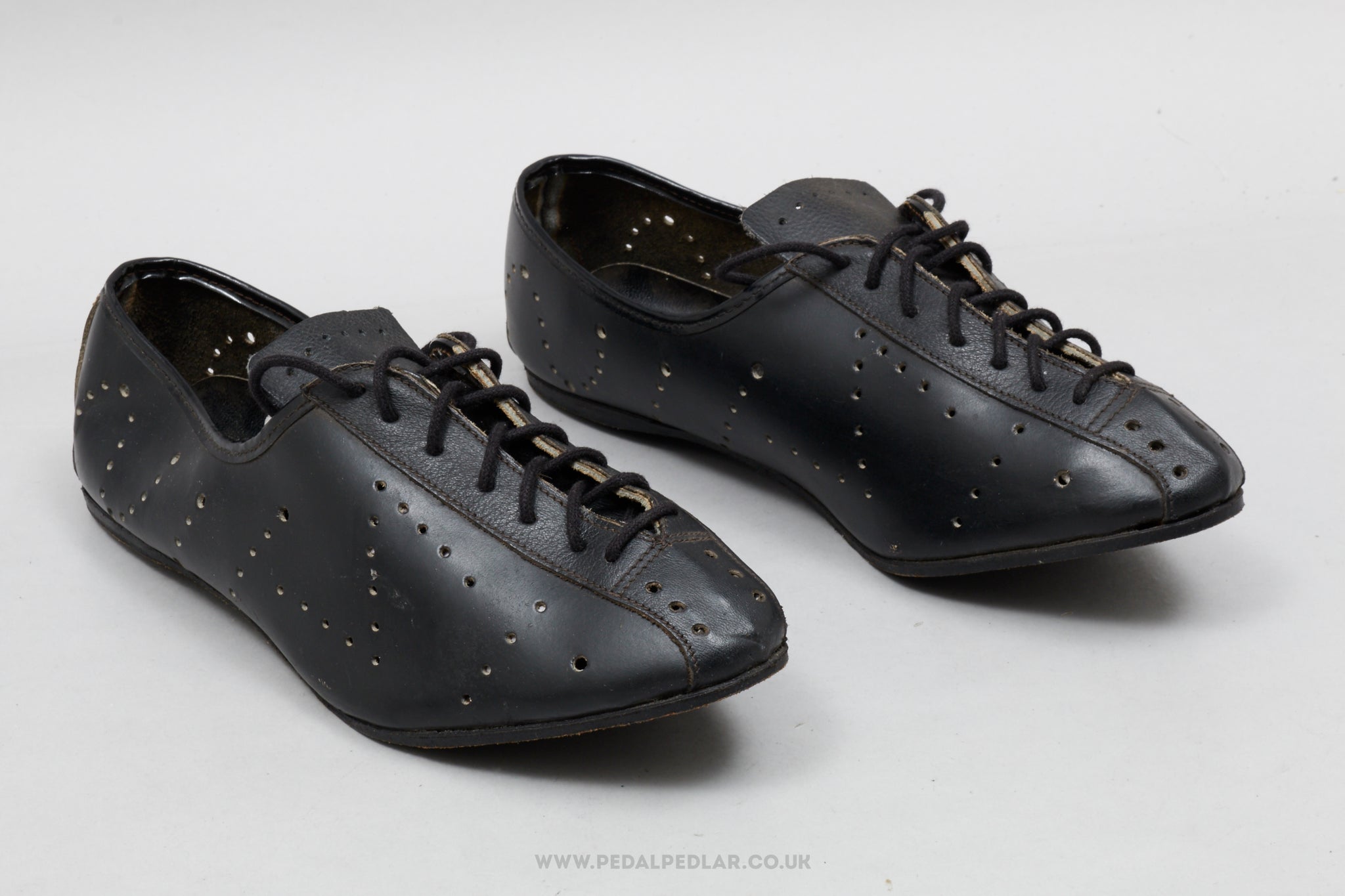 Vintage NOS/NIB Size EU 40 Leather Road Cycling Shoes - Pedal Pedlar - Buy New Old Stock Clothing