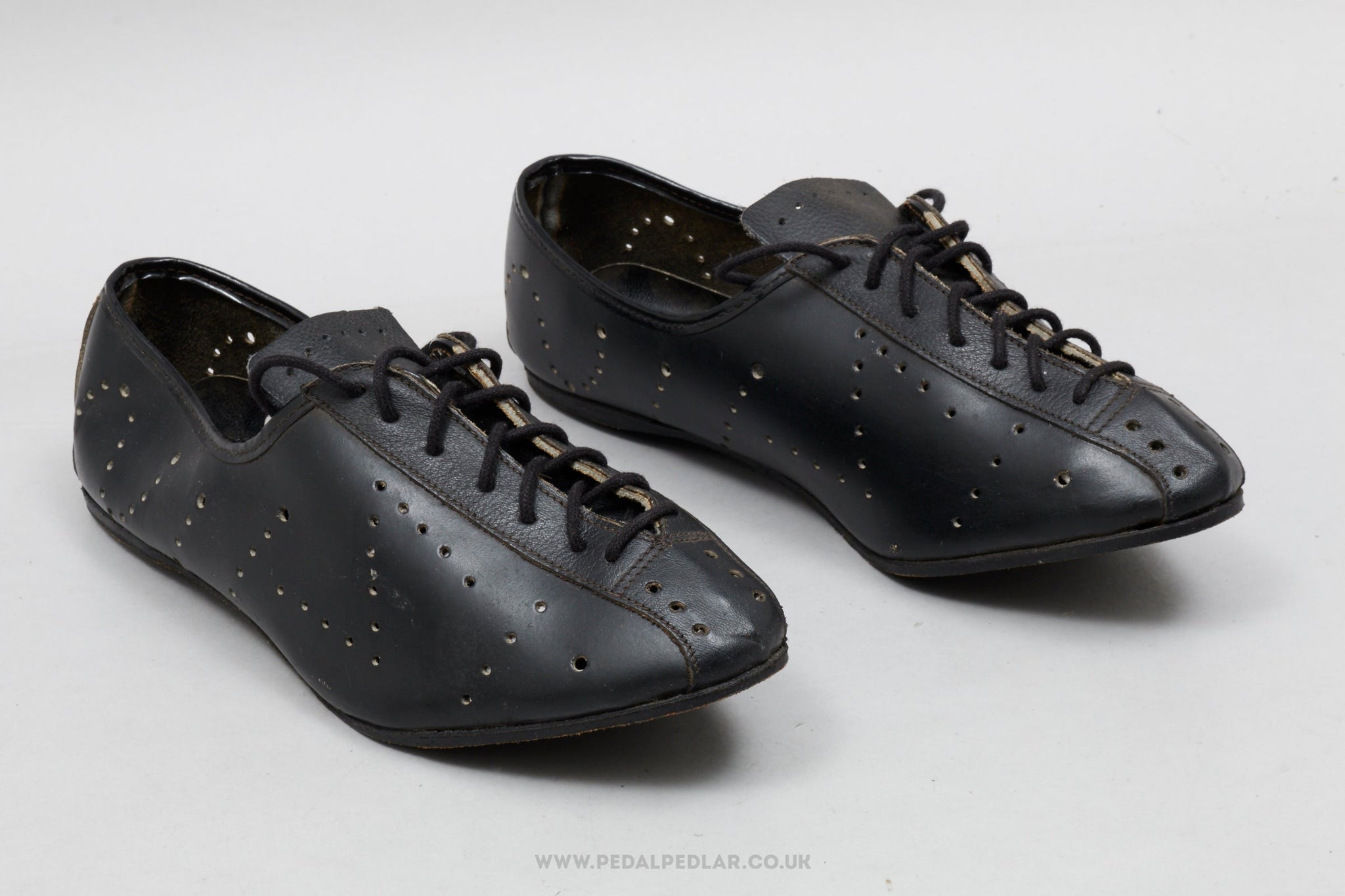 Chaussures Vintage DETTO (T44) Cuir Noir 1970's Old Chaussures Vintage DETTO (T44) Cuir Noir 1970's Old