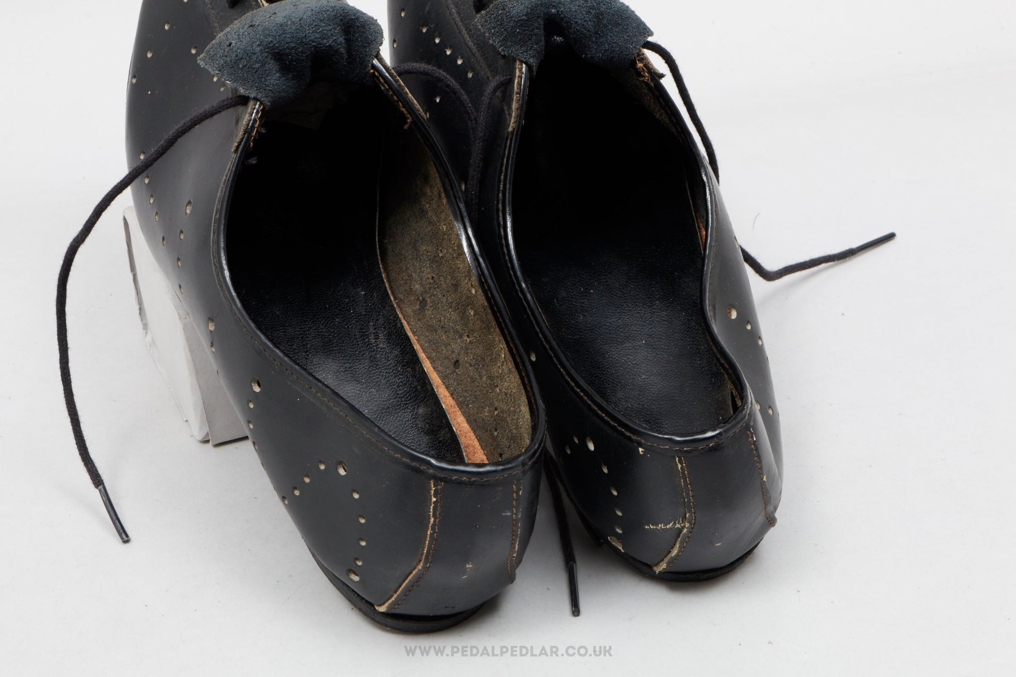 Vintage NOS/NIB Size EU 40 Leather Road Cycling Shoes - Pedal Pedlar - Buy New Old Stock Clothing