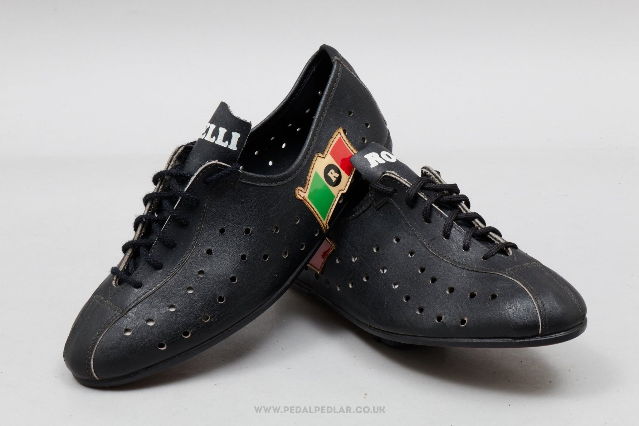 Leather cycling hot sale shoes