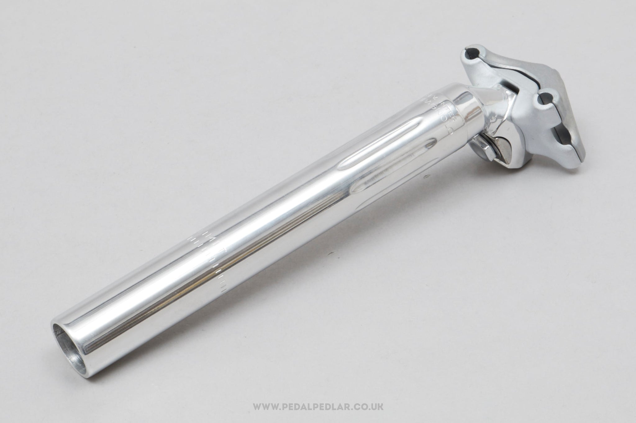 Campagnolo Nuovo Super Record (4051/1) Fluted 4th Gen NOS/NIB Vintage 25.0 mm Seatpost - Pedal Pedlar - Buy New Old Stock Bike Parts