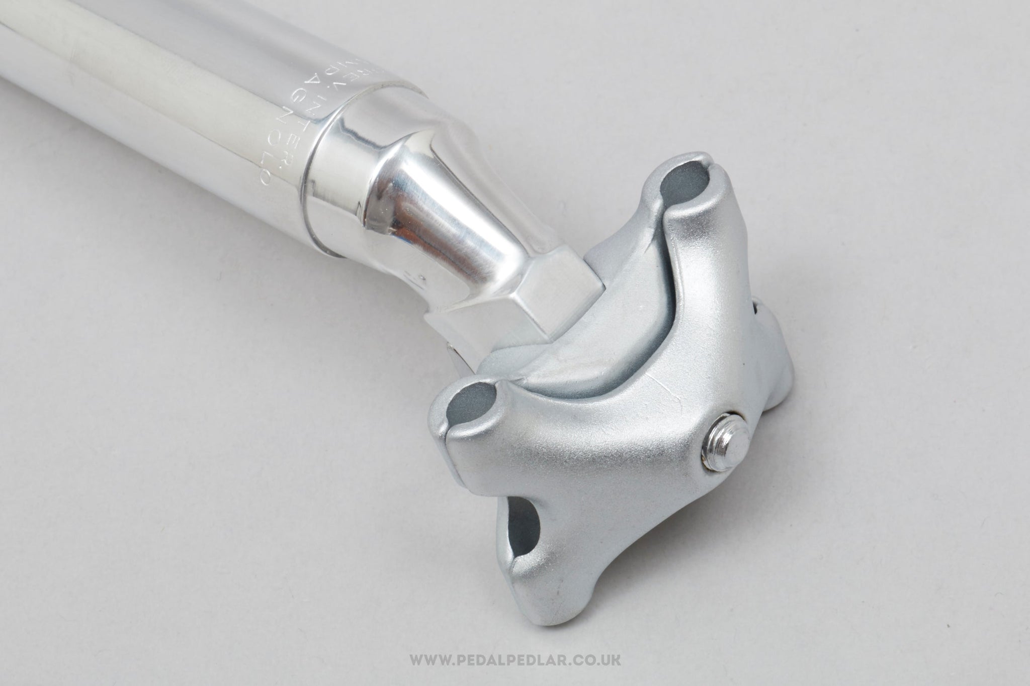 Campagnolo Nuovo Super Record (4051/1) Non-Fluted Last Gen NOS/NIB Vintage 26.2 mm Seatpost - Pedal Pedlar - Buy New Old Stock Bike Parts