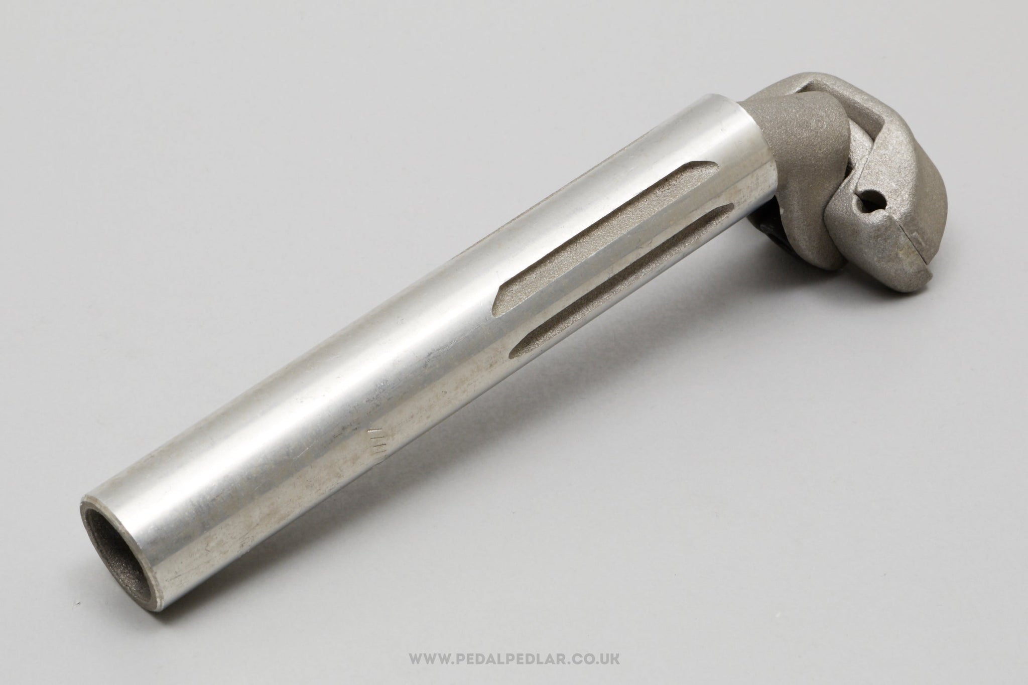 Tige de selle JPR Jean-Paul Routens 25 mm aluminium vélo vintage saddle Tige de selle JPR Jean-Paul Routens 25 mm aluminium vélo vintage saddle