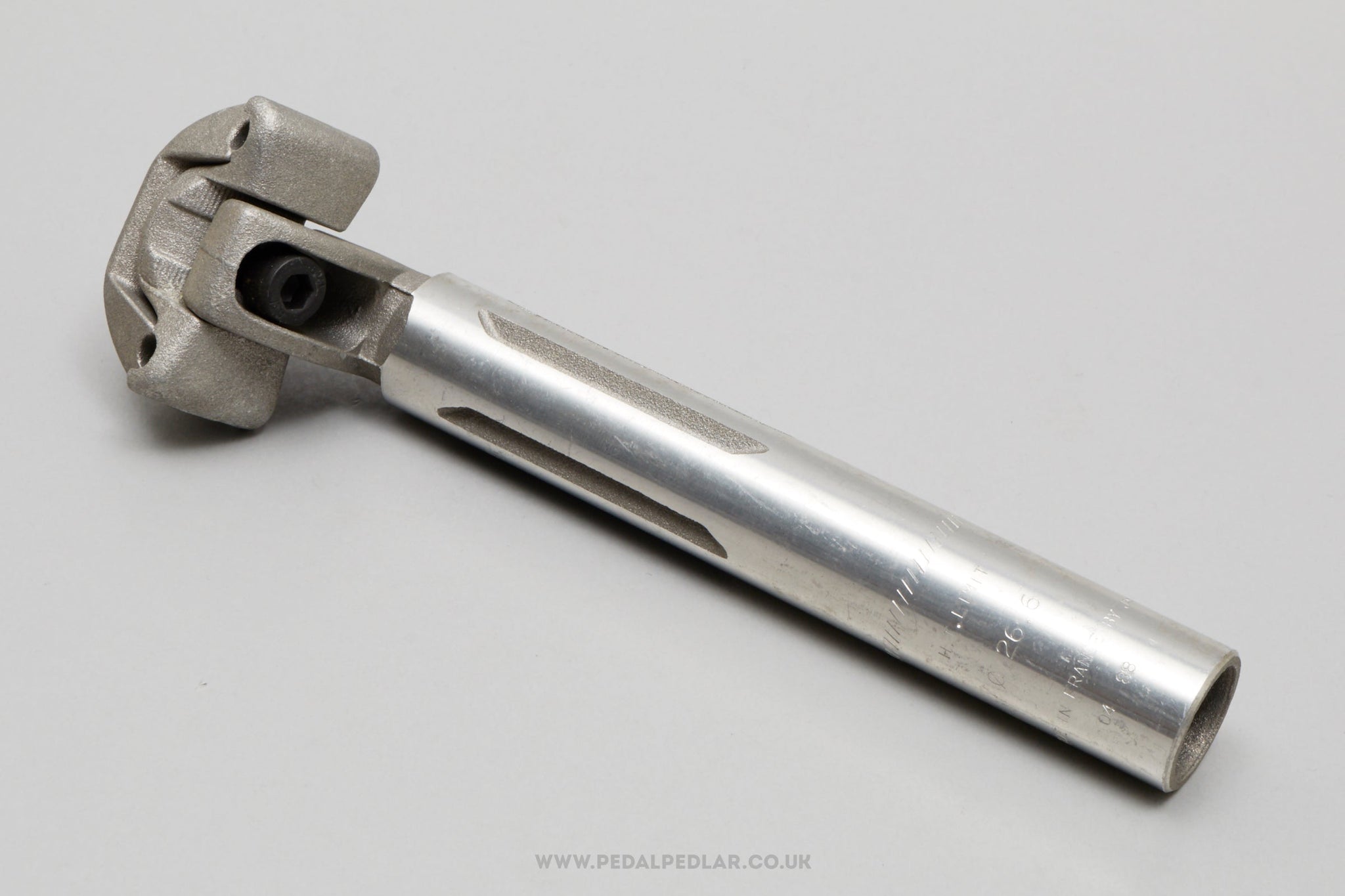 Vintage JPR Aero Seatpost aluminum J.P.R. Made in France 25.4 Vintage JPR Aero Seatpost aluminum J.P.R. Made in France 25.4