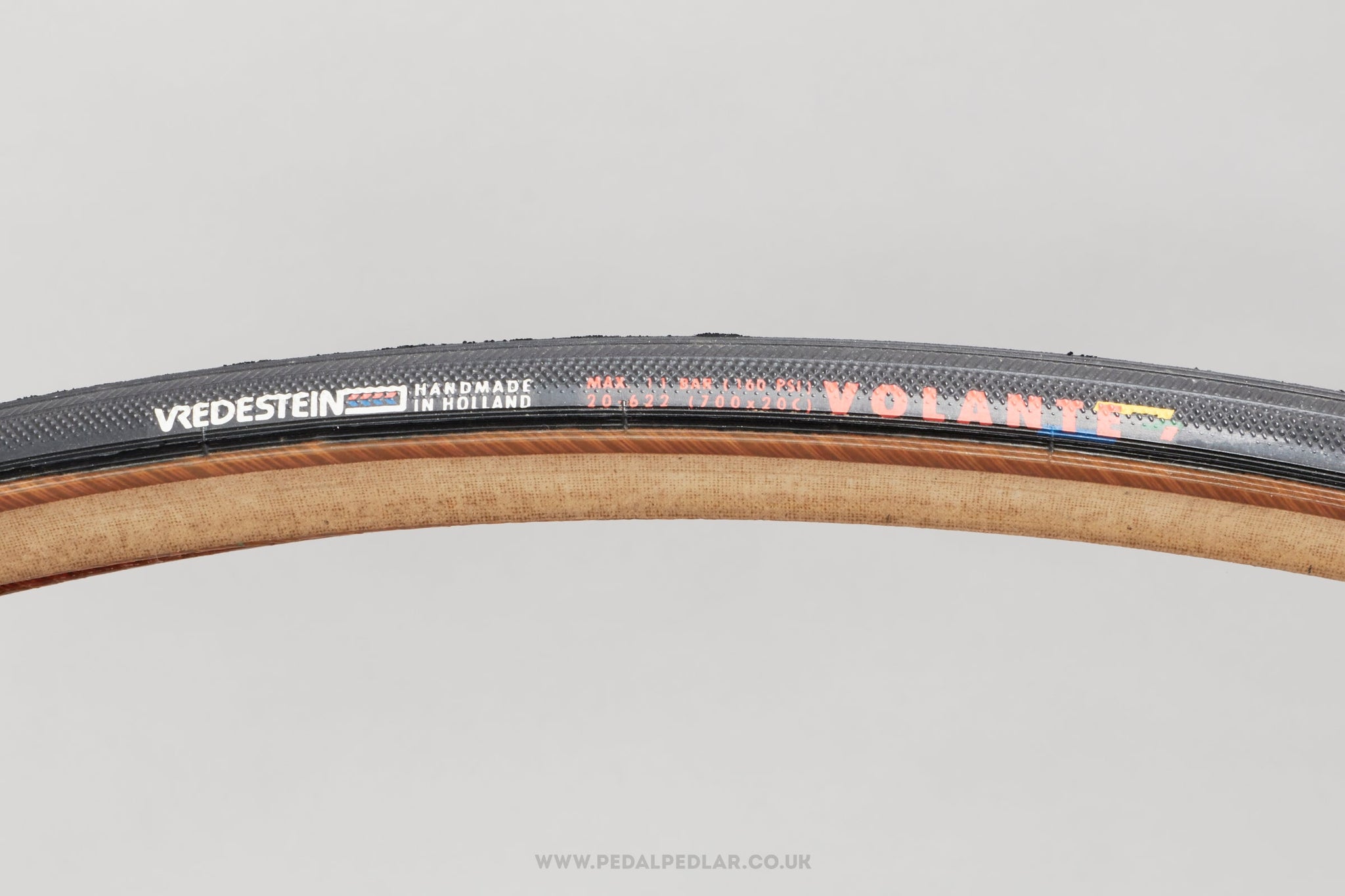 Vredestein Volante Black/Skin NOS Vintage 700 x 20c Tyres - Pedal Pedlar - Buy New Old Stock Bike Parts