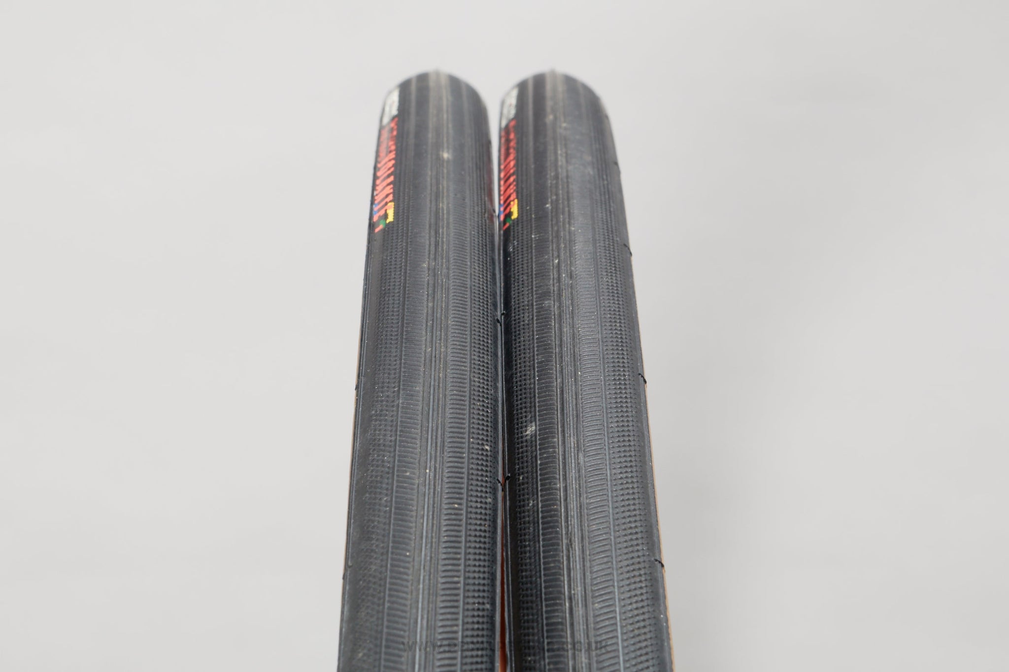 Vredestein Volante Black/Skin NOS Vintage 700 x 20c Tyres - Pedal Pedlar - Buy New Old Stock Bike Parts