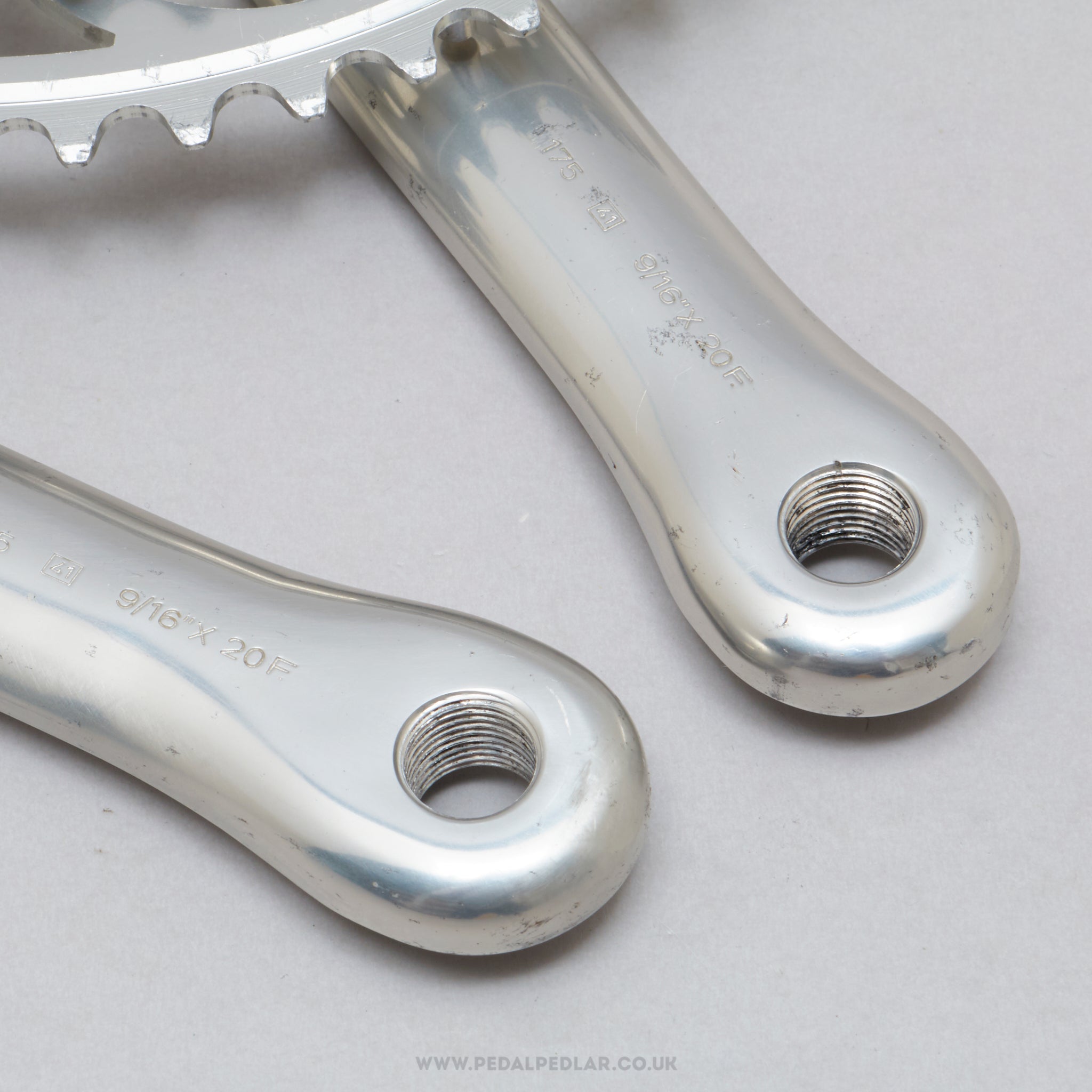 Campagnolo Chorus (C040) c.1988 Vintage 175 mm Road Chainset - Pedal Pedlar - Bike Parts For Sale