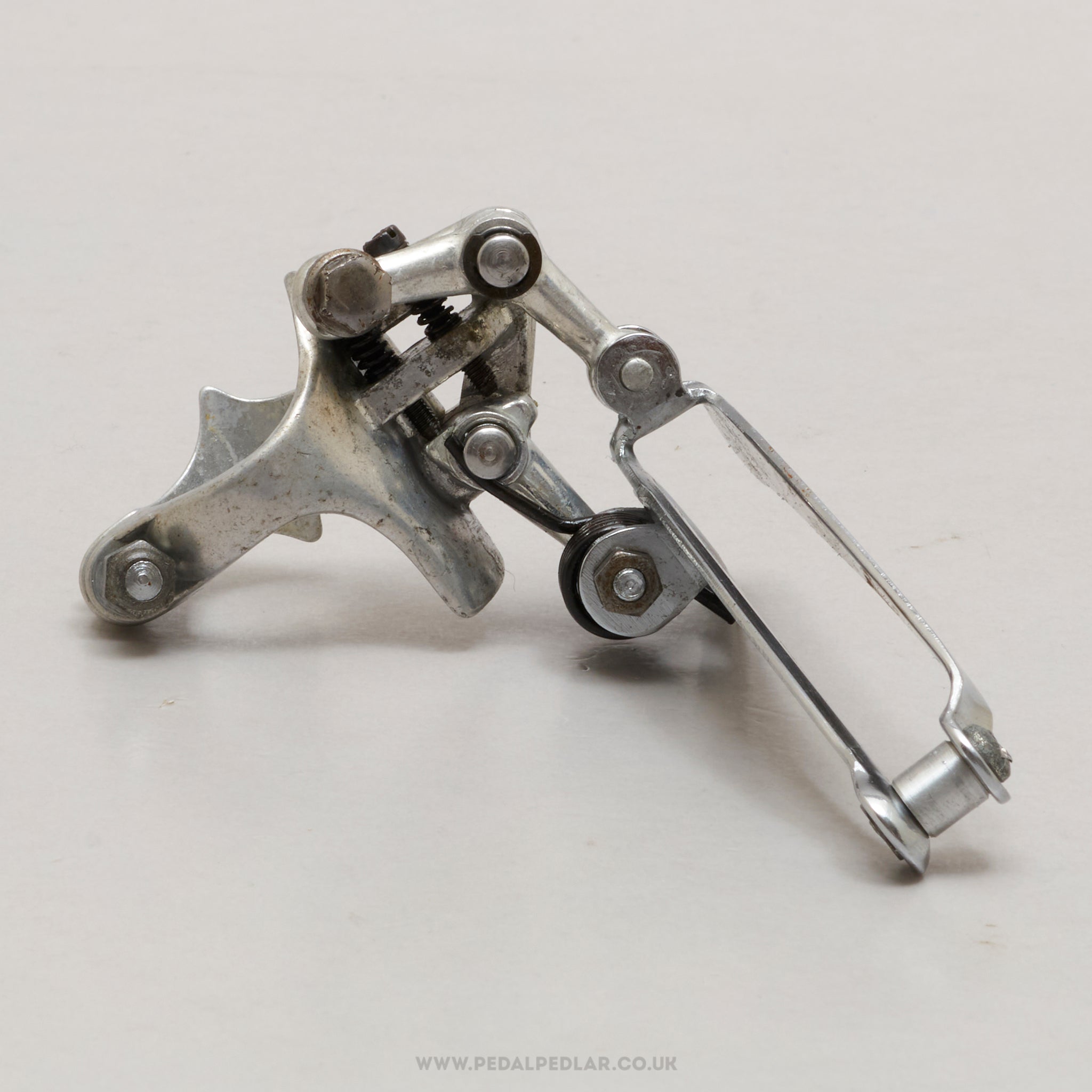 Campagnolo Nuovo/Super Record (1052/1) 6th Gen Vintage Clamp-On 28.6 mm Front Derailleur - Pedal Pedlar - Bike Parts For Sale