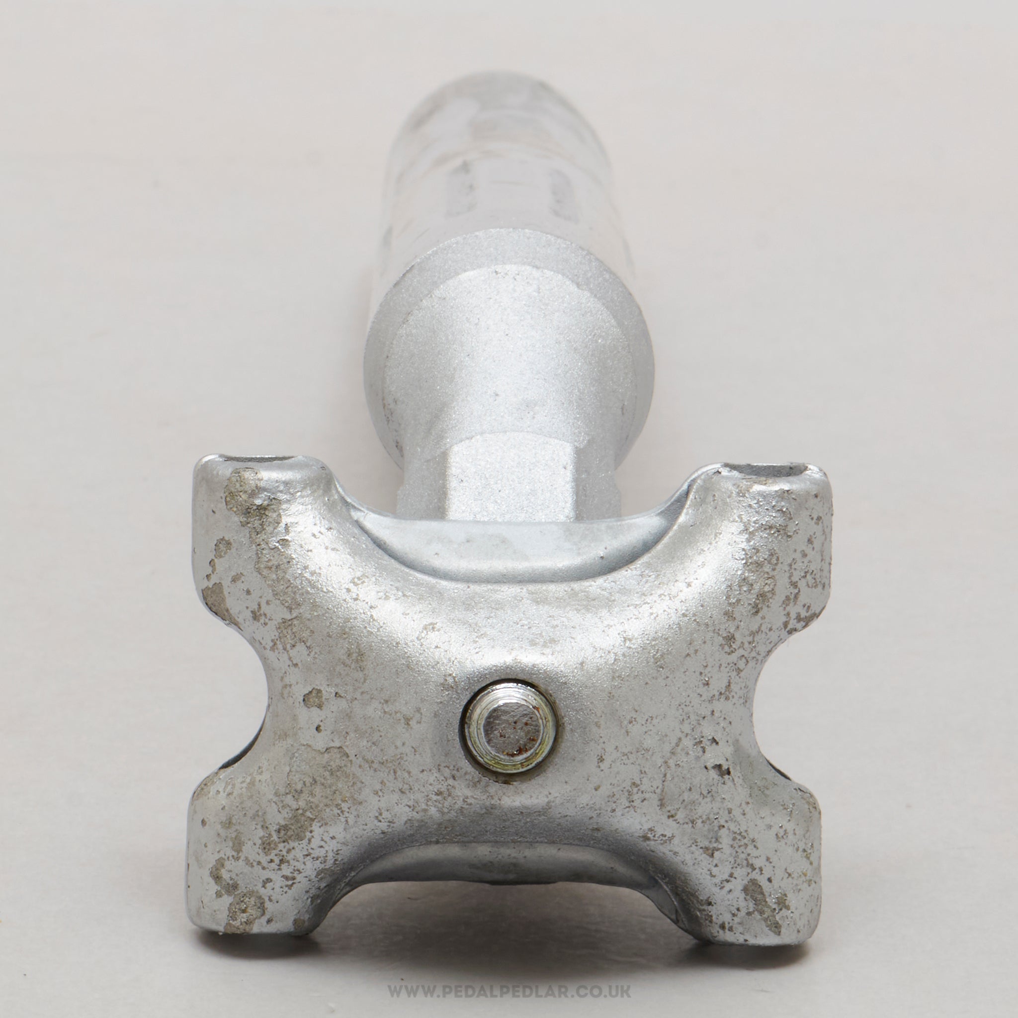 Campagnolo Nuovo Super Record (4051/1) Fluted 3rd Gen Vintage 26.6 mm Seatpost - Pedal Pedlar - Bike Parts For Sale