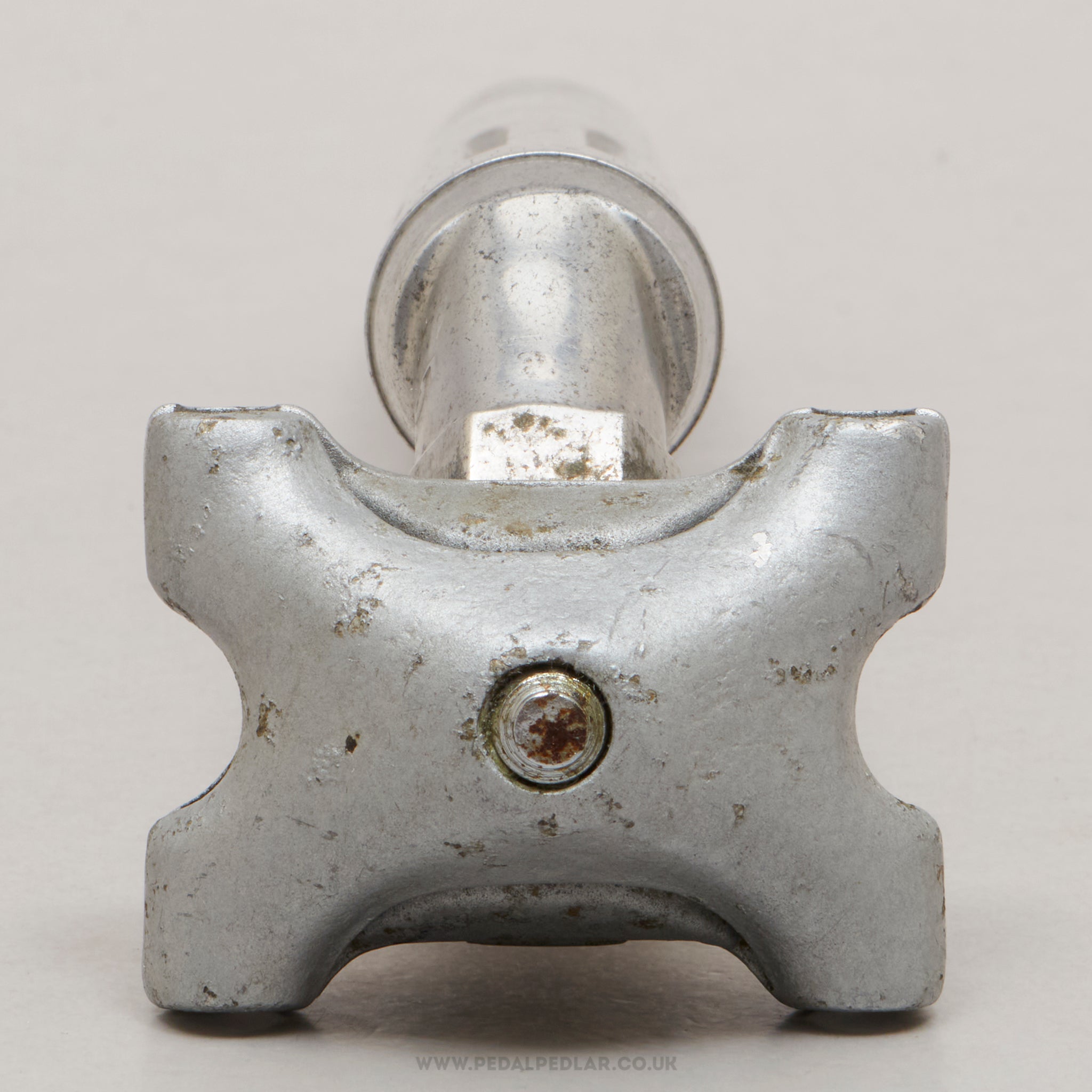 Campagnolo Nuovo Super Record (4051/1) Fluted 4th Gen Vintage 27.0 mm Seatpost - Pedal Pedlar - Bike Parts For Sale