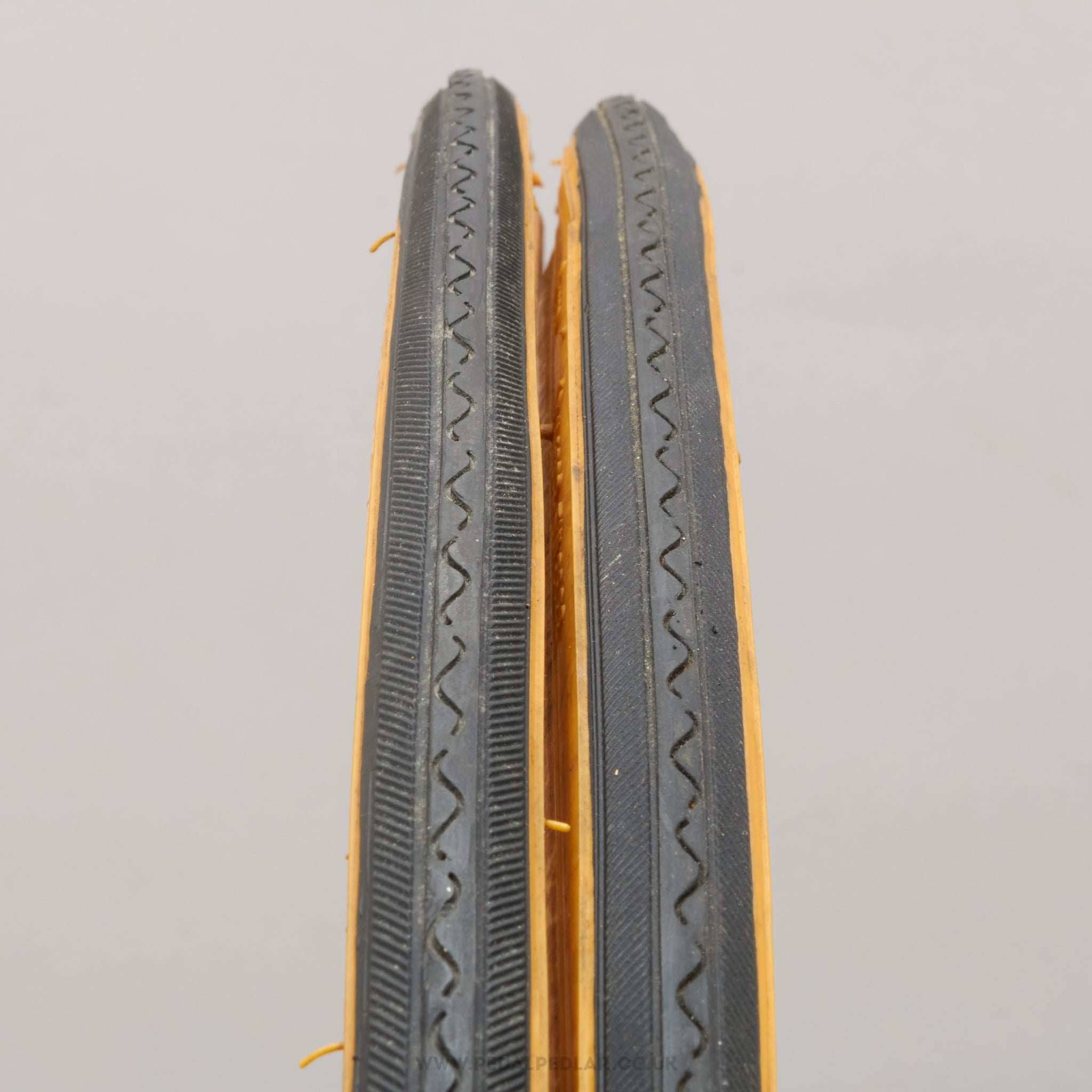 Kenda K6302 Black/Gum Vintage 700 x 20c Tyres - Pedal Pedlar - Bike Parts For Sale