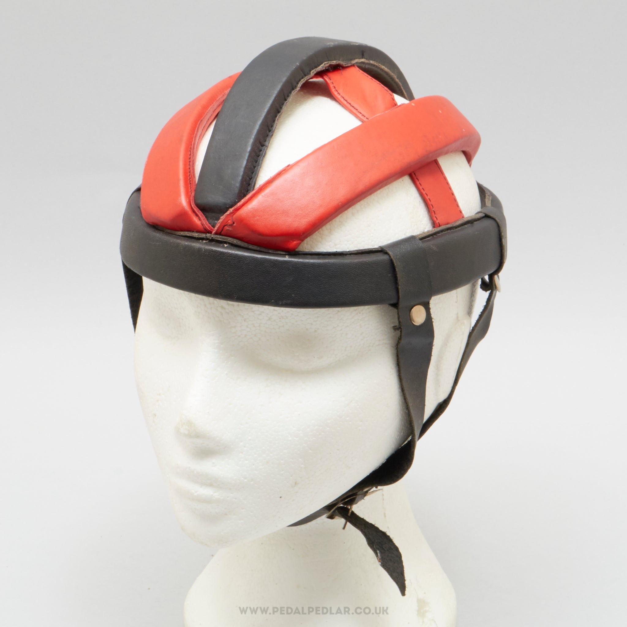 Unbranded Vintage Size 49 Black / Red Leather Hairnet Helmet - Pedal Pedlar - Cycle Accessories For Sale