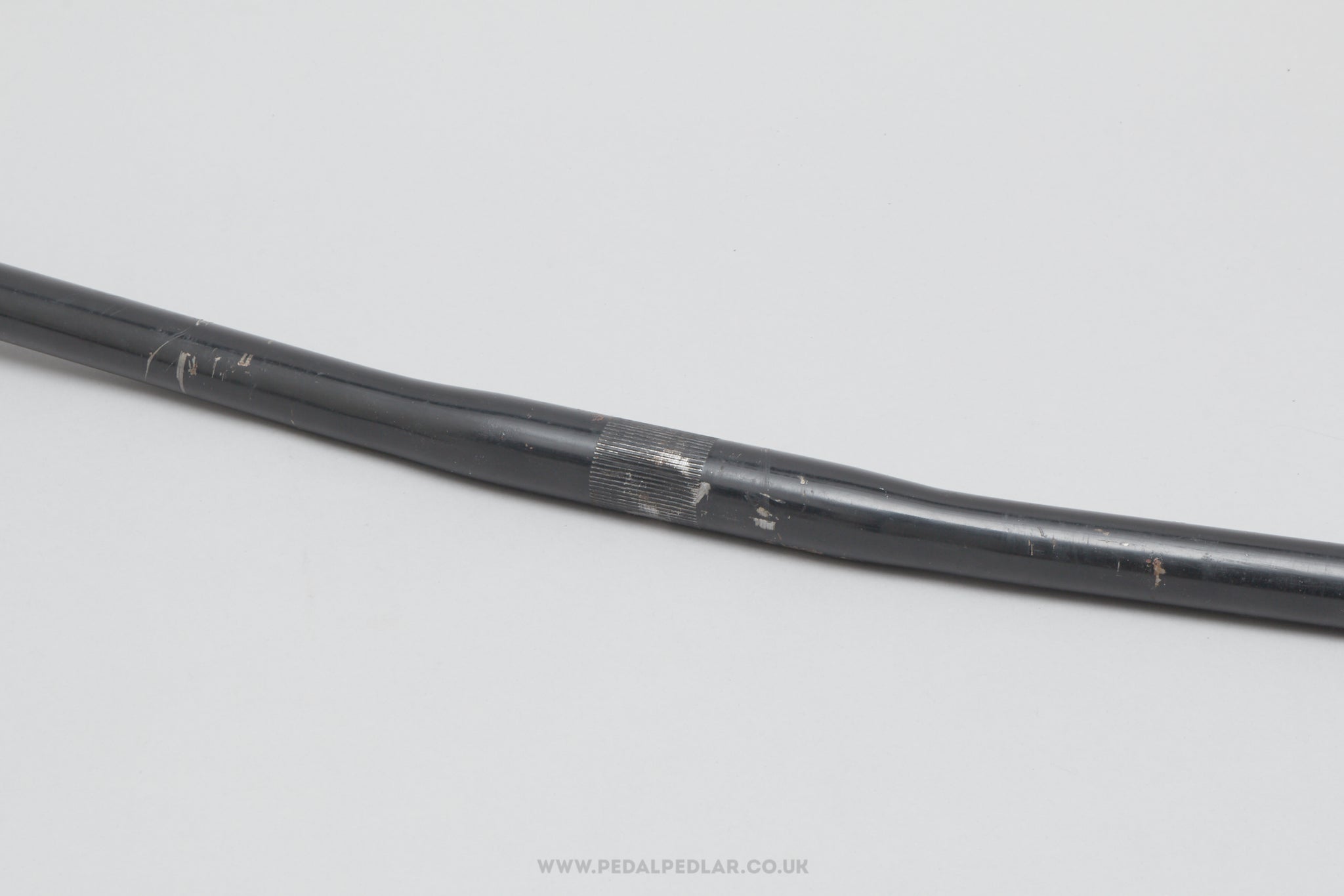Unbranded Black Steel Vintage 585 mm Flat/Straight Handlebars - Pedal Pedlar - Bike Parts For Sale