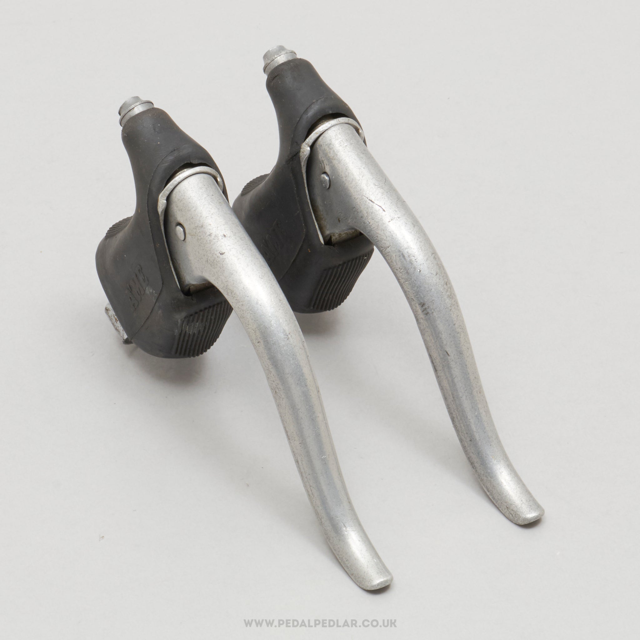 Universal Model 61 2nd Gen Vintage Brake Levers