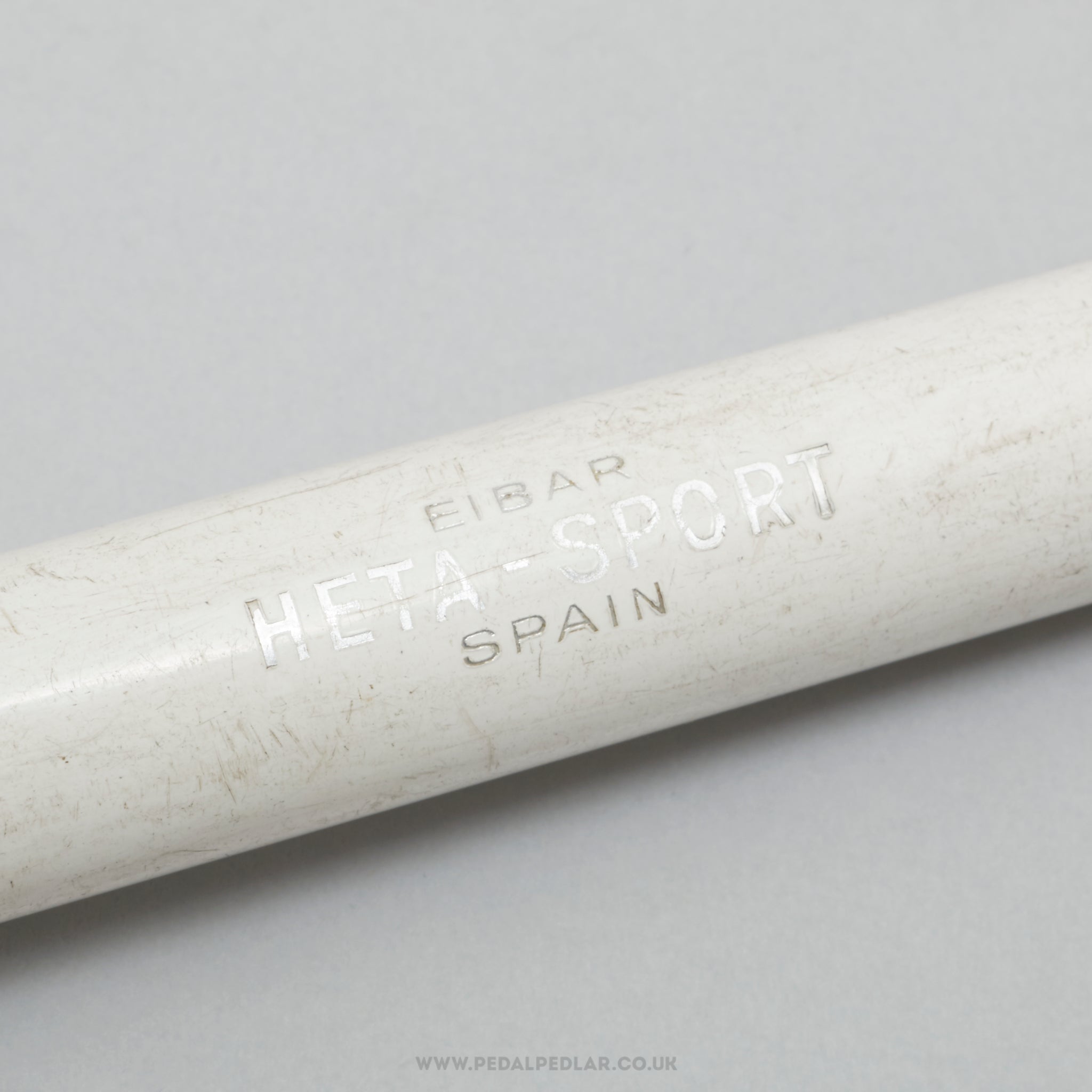 Heta Sport Vintage White 50 - 55 cm Frame Fit Bike Pump - Pedal Pedlar - Cycle Accessories For Sale