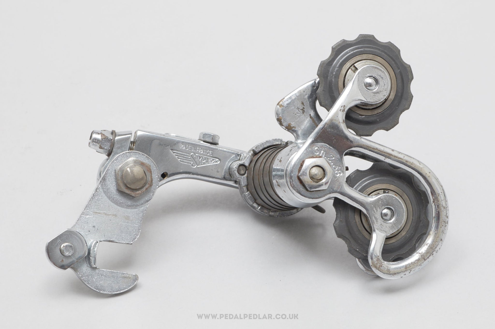 SIMPLEX REAR DERAILLEUR AXLE - Axe de dérailleur ar SIMPLEX REAR DERAILLEUR AXLE - Axe de dérailleur ar