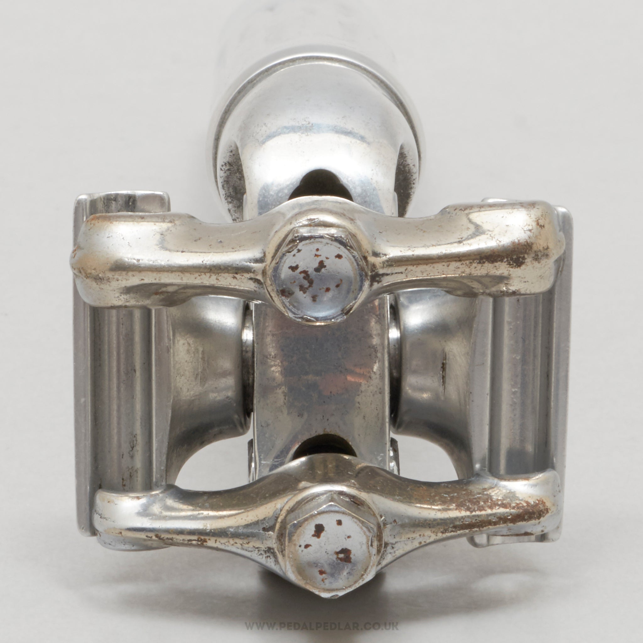 Campagnolo Nuovo Super Record (4051) Twin Bolt Fluted 1st Gen Vintage 27.0 mm Seatpost - Pedal Pedlar - Bike Parts For Sale