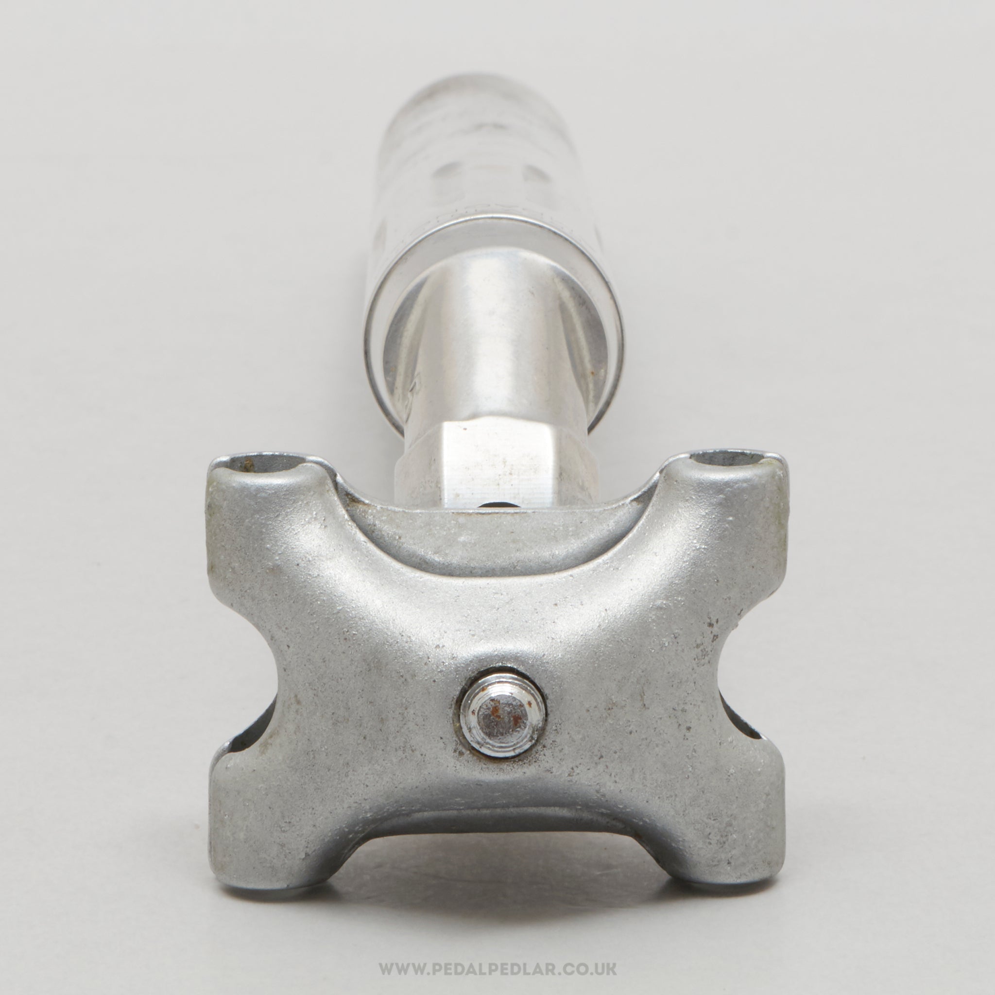 Campagnolo Nuovo Super Record (4051/1) Fluted 4th Gen Vintage 27.2 mm Seatpost - Pedal Pedlar - Bike Parts For Sale