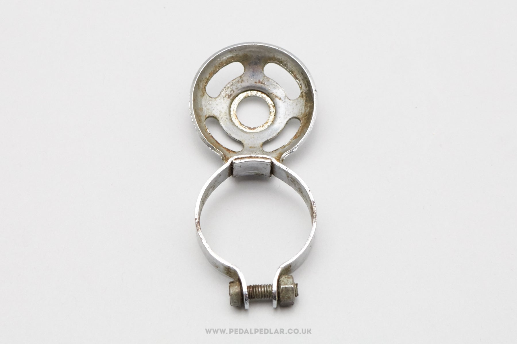 REG 376 Vintage Clamp-On Pump Clip