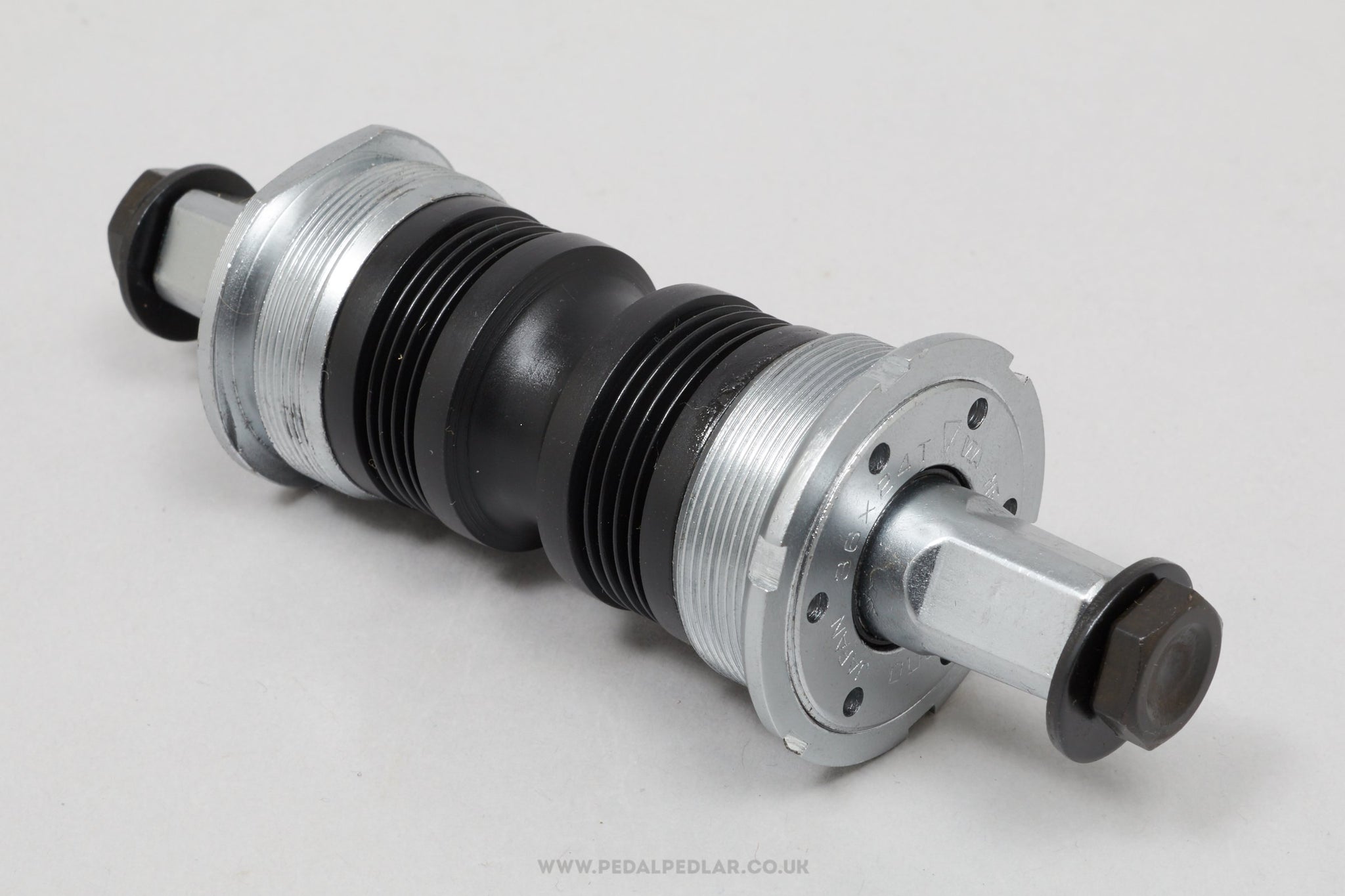 Shimano deore best sale bottom bracket