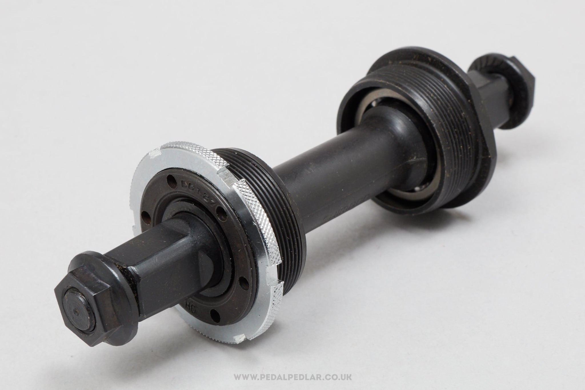 Vintage bike online bottom bracket