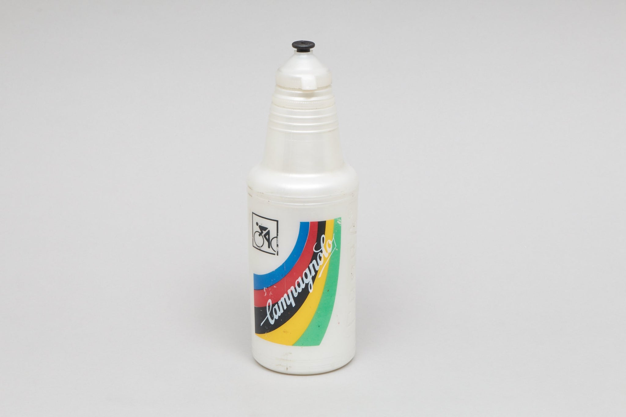 Vintage cycling hot sale water bottle