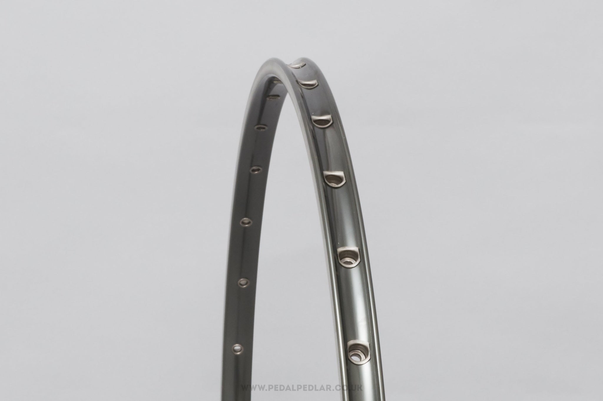 Campagnolo Los Angeles 84 NOS Vintage 36h 28"/700c Tubular Rim - Pedal Pedlar - Buy New Old Stock Bike Parts