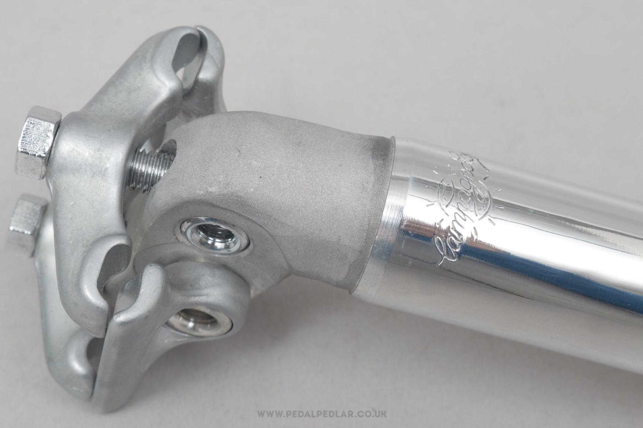 Campagnolo Nuovo Record (1044) Superleggero NOS/NIB Vintage 26.4 mm Seatpost - Pedal Pedlar - Buy New Old Stock Bike Parts