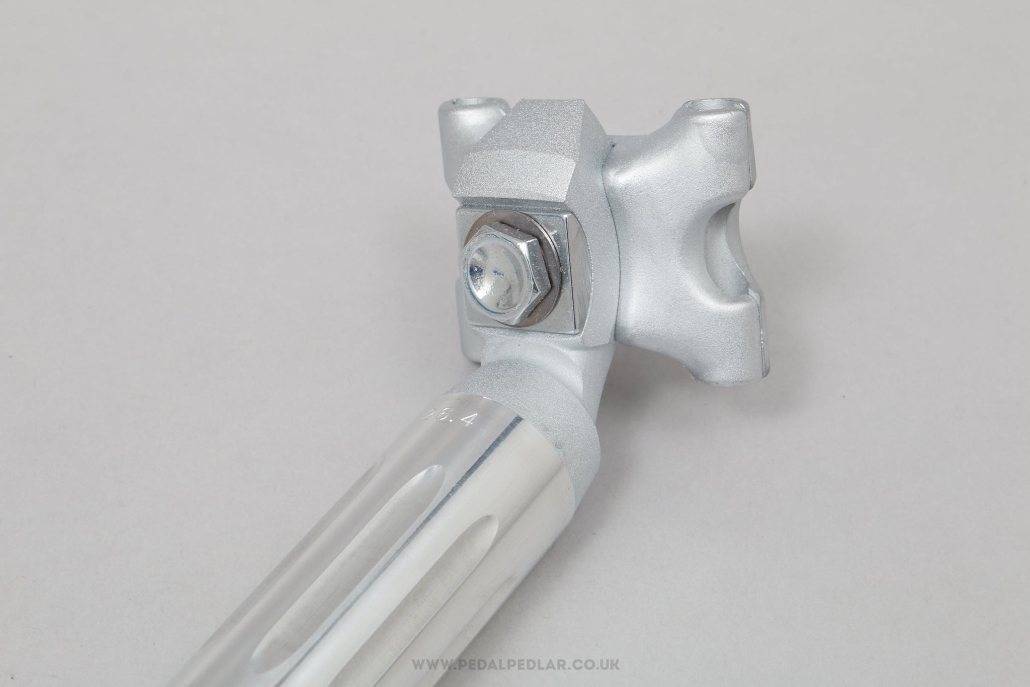 Campagnolo Nuovo Super Record (4051/1 2nd Gen) NOS/NIB Vintage 26.4 mm Seatpost - Pedal Pedlar - Buy New Old Stock Bike Parts