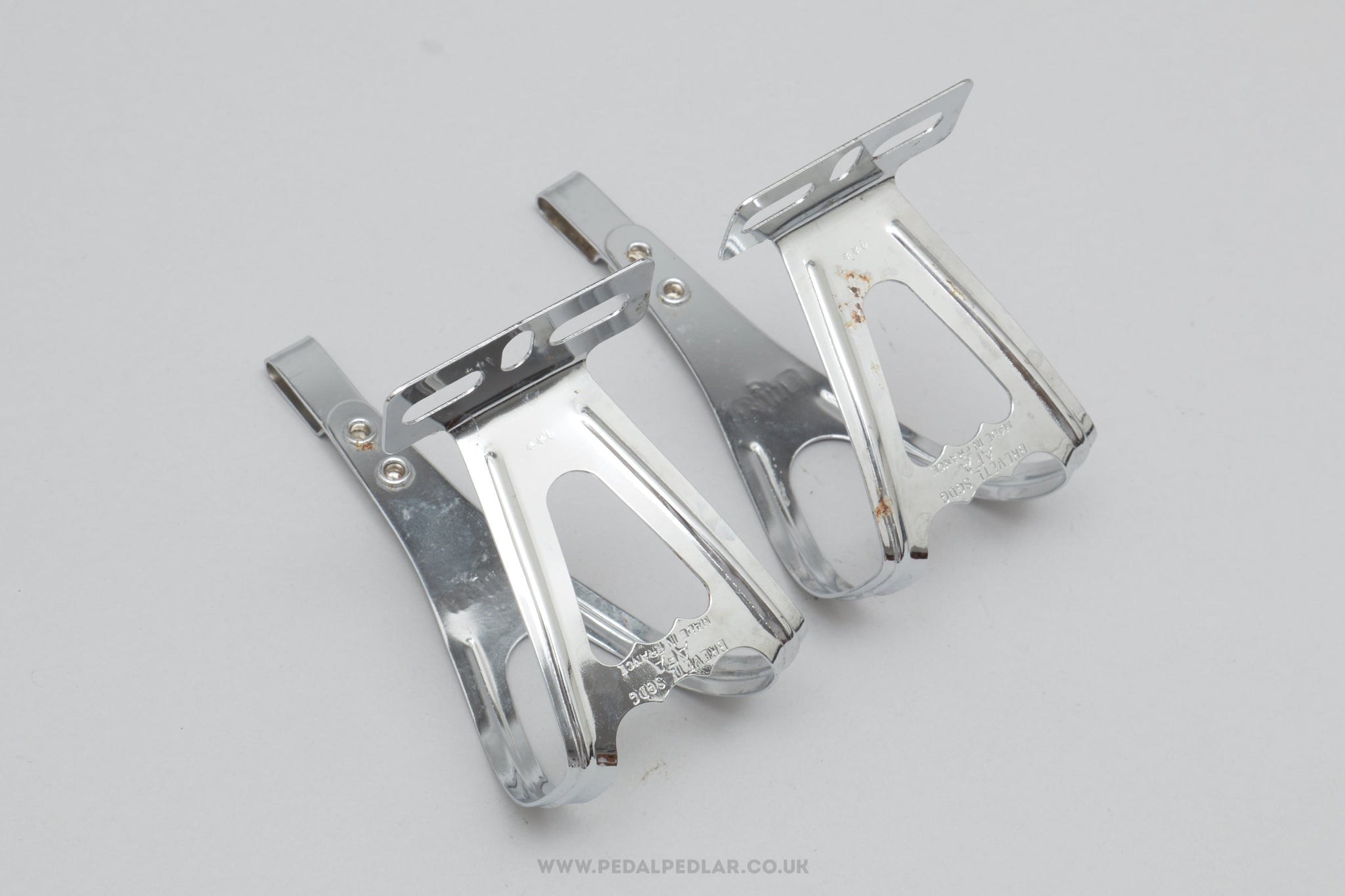 AFA 172 Later Logo NOS Size M Vintage Steel Toe Clips / Cages - Pedal Pedlar - Buy New Old Stock Bike Parts
