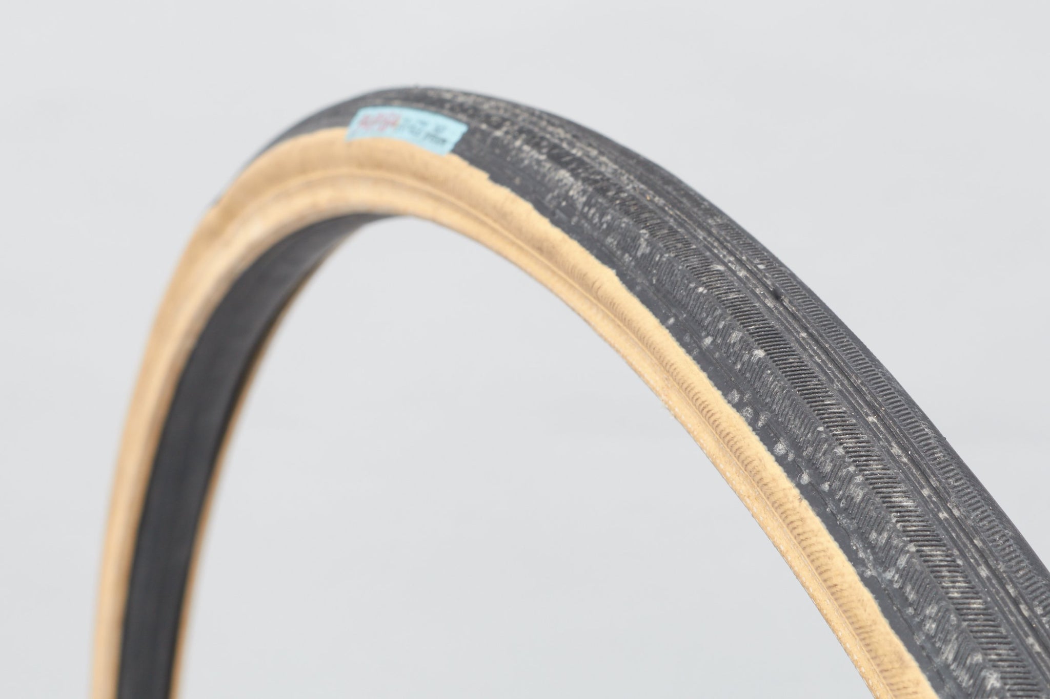 Pariba High Pressure NOS Vintage 700 x 20c Road Tyre - Pedal Pedlar - Buy New Old Stock Bike Parts