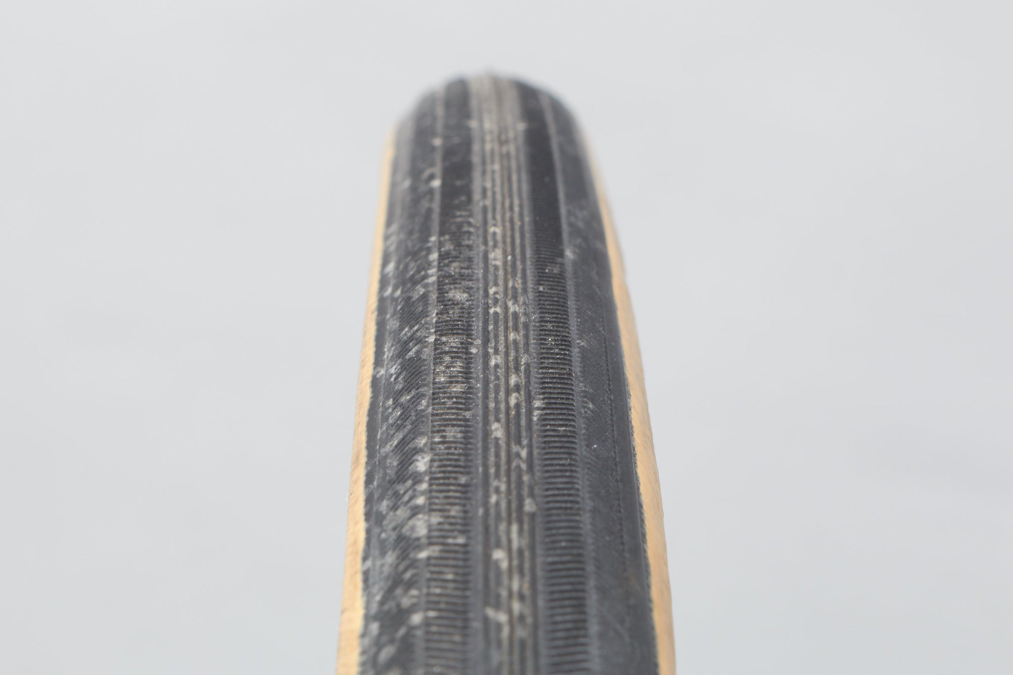 Pariba High Pressure NOS Vintage 700 x 20c Road Tyre - Pedal Pedlar - Buy New Old Stock Bike Parts