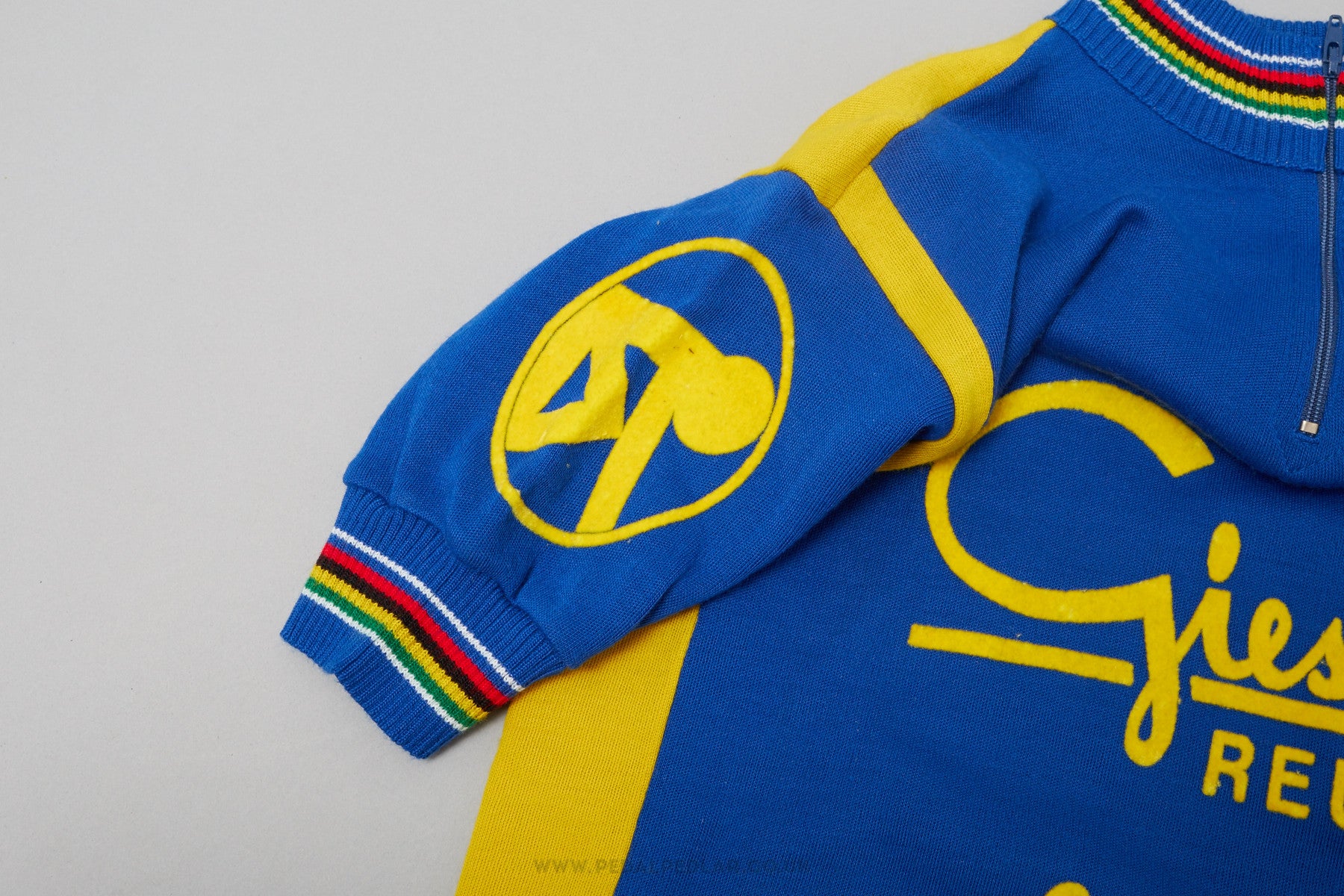 Giesen Reuverb - Vintage Woollen Style Cycling Jersey - Pedal Pedlar
 - 3