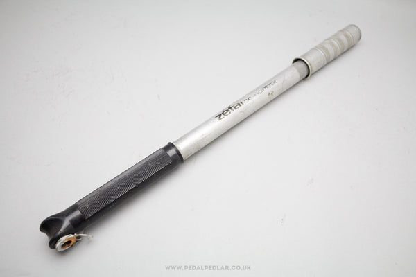 Zéfal Competition Vintage Bicycle Pump - Pedal Pedlar
 - 1
