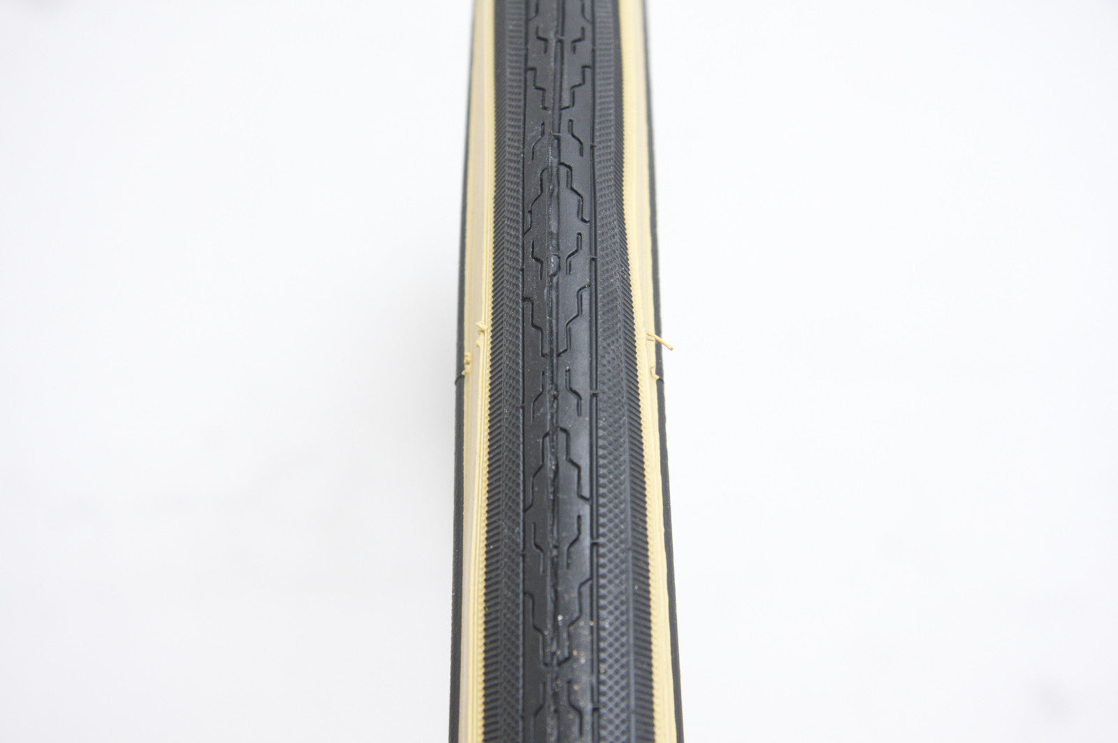 Schwalbe HS180 Bicycle Tyre in Gumwall