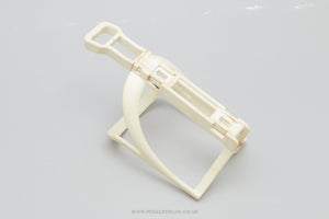 Unbranded Vintage White Plastic Bottle Cage / Holder - Pedal Pedlar - Cycle Accessories For Sale