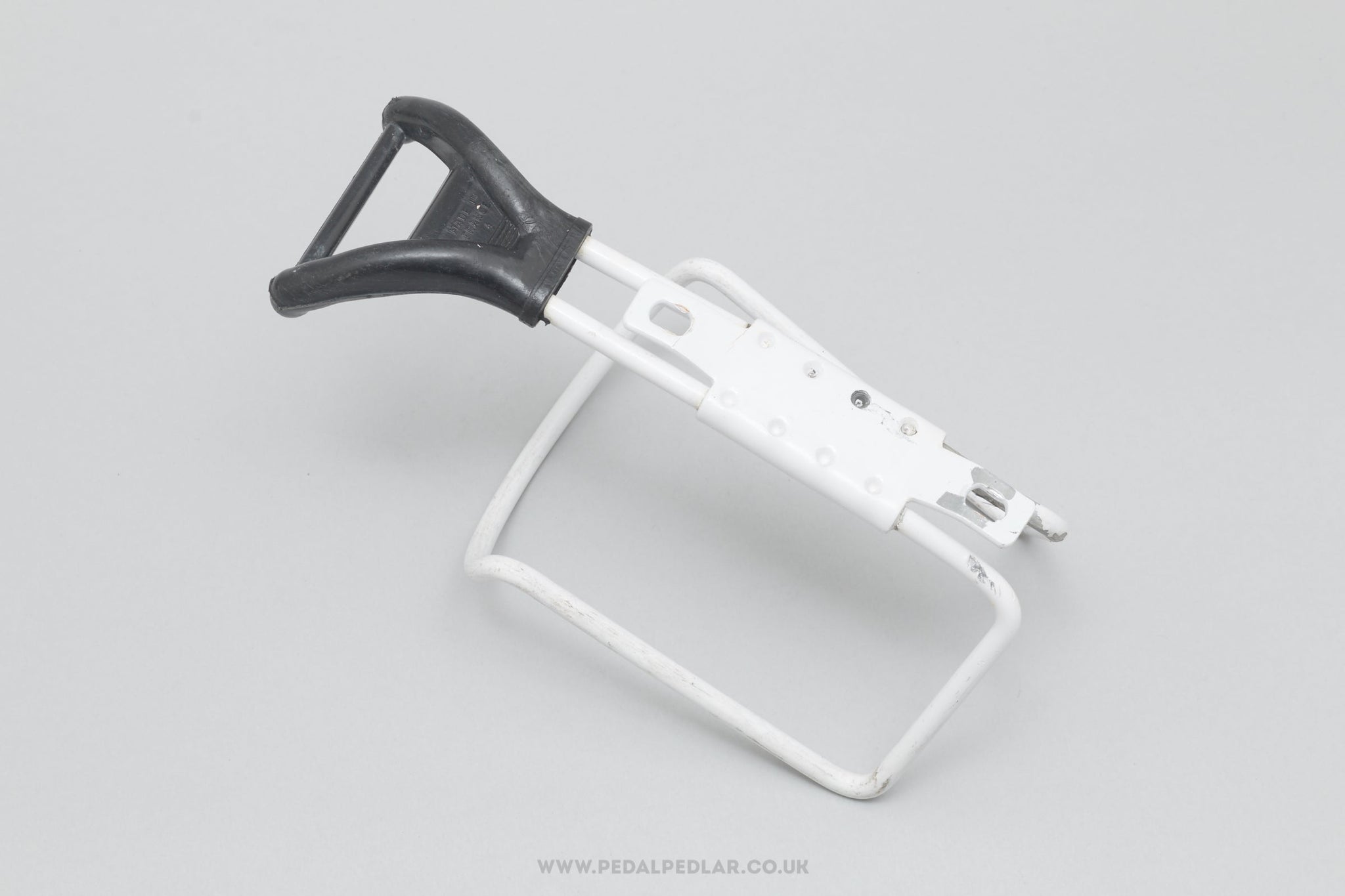 Specialites T.A. 'Plum' (417) Later Version Vintage White Aluminium Bottle Cage / Holder - Pedal Pedlar - Cycle Accessories For Sale