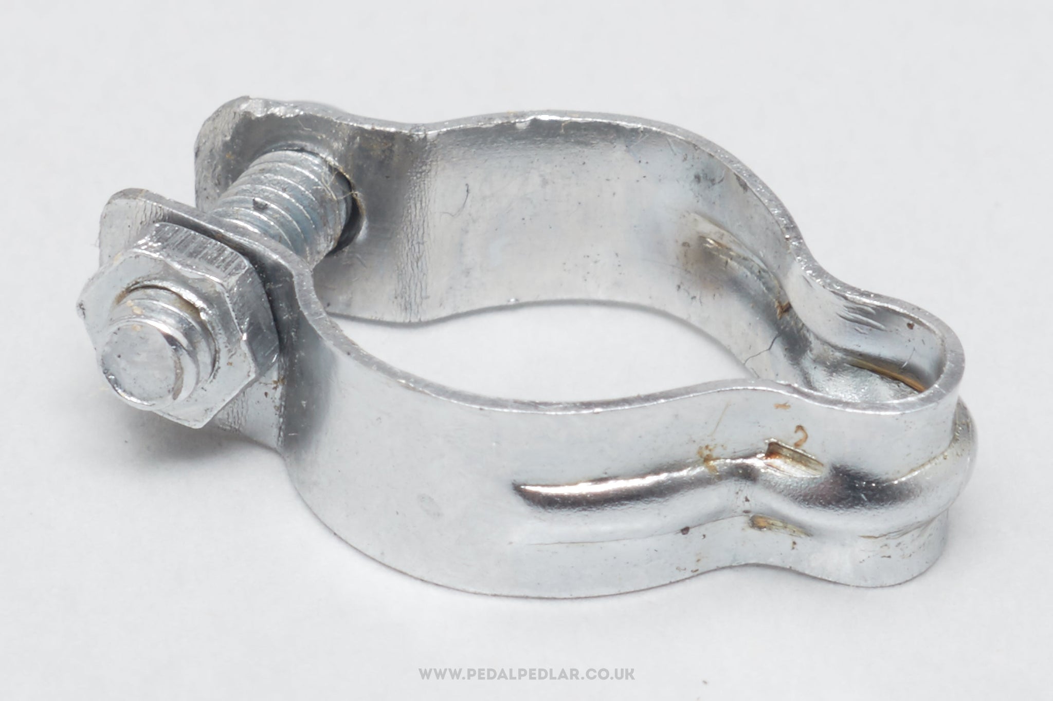 Chainstay shop cable guide