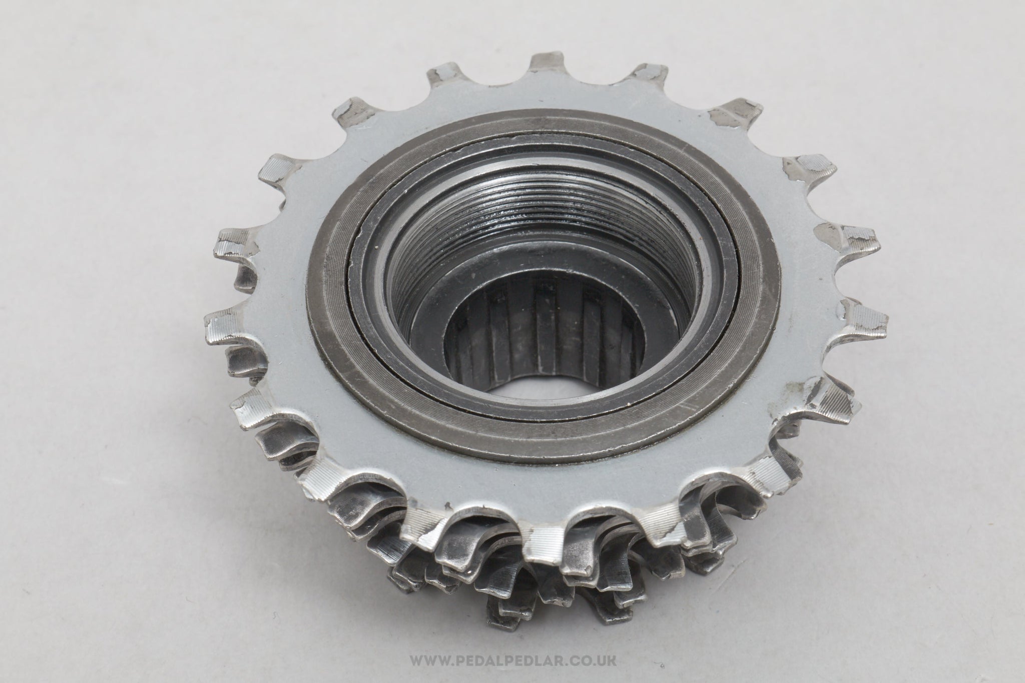 Shimano Dura-Ace (MF-7400) c.1988 Vintage 7 Speed 13 - 18 Freewheel - Pedal Pedlar - Bike Parts For Sale