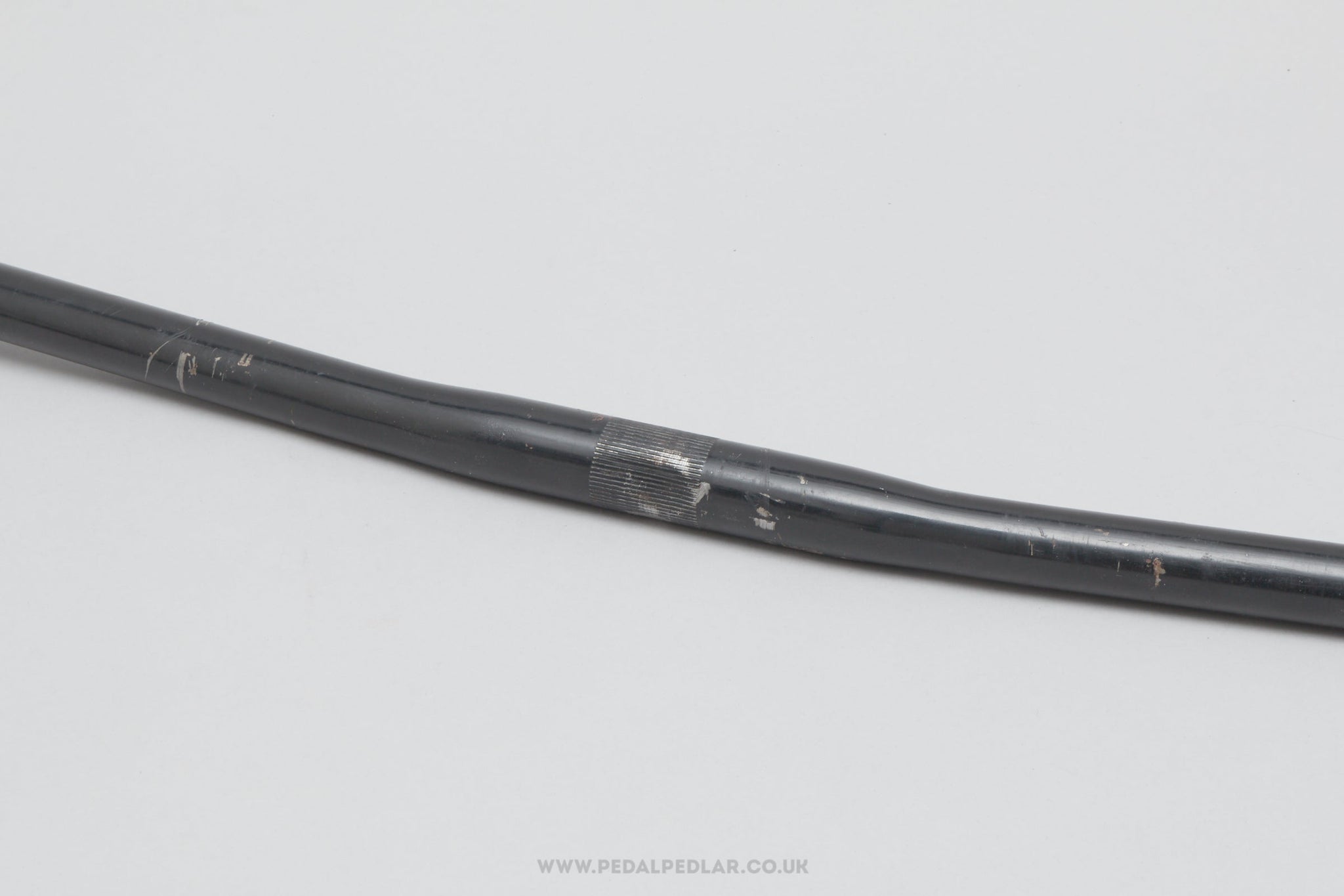 Unbranded Black Steel Vintage 585 mm Flat/Straight Handlebars - Pedal Pedlar - Bike Parts For Sale