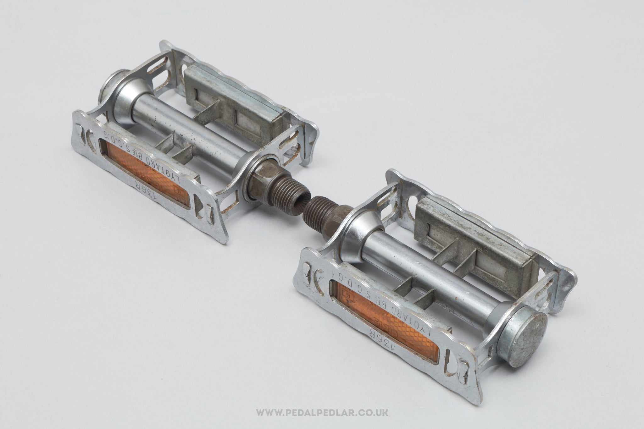 Old bike pedals discount