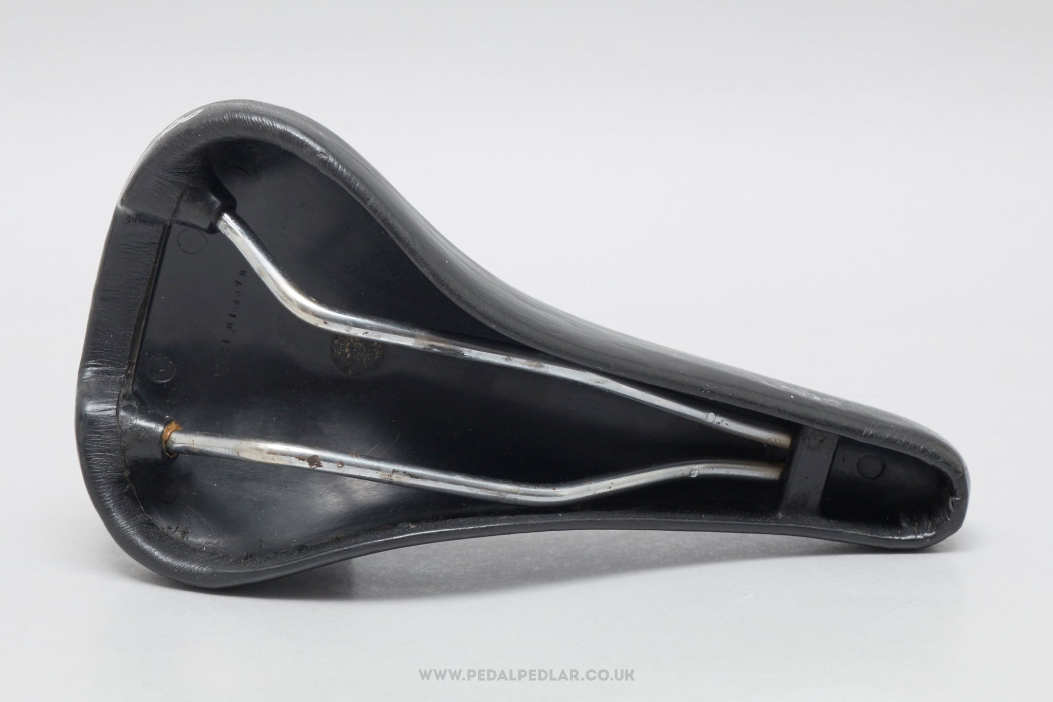 Selle italia deals leather saddle