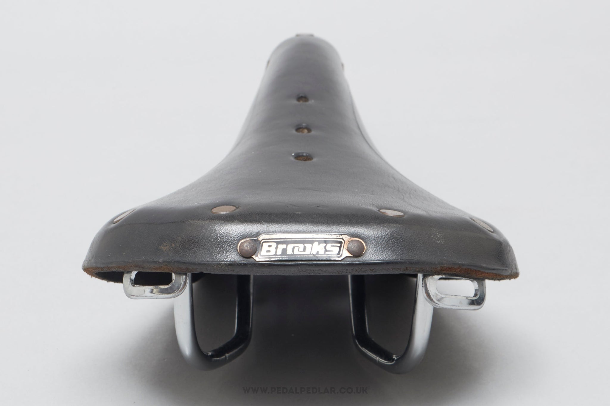 B17 saddle top