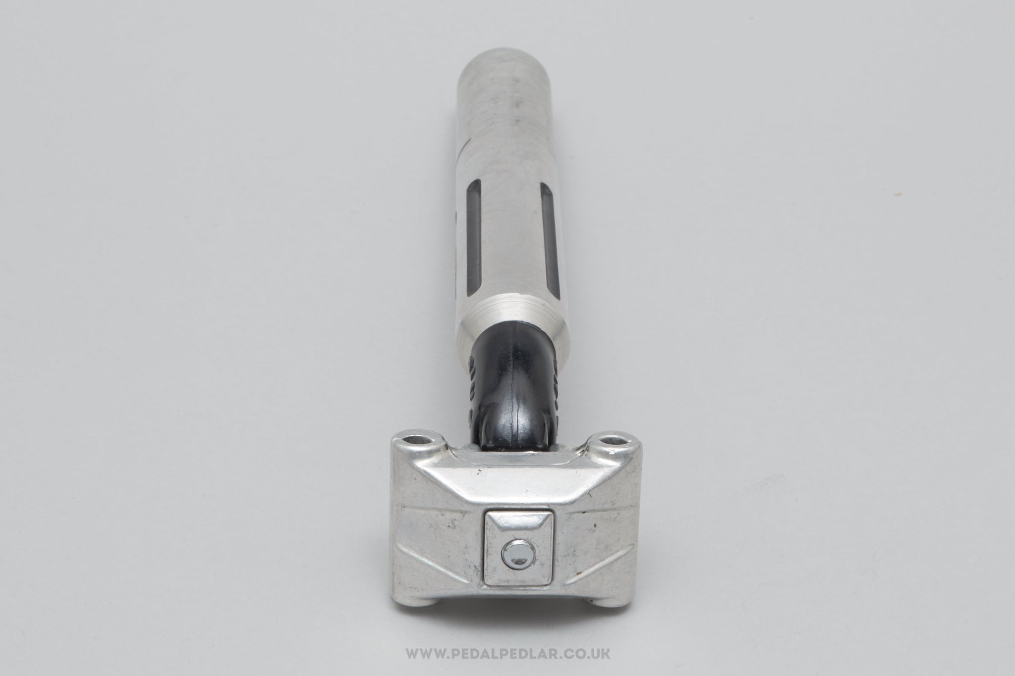 Cambio Rino Crono Fluted Chesini Pantographed Vintage 26.8 mm Seatpost - Pedal Pedlar - Bike Parts For Sale