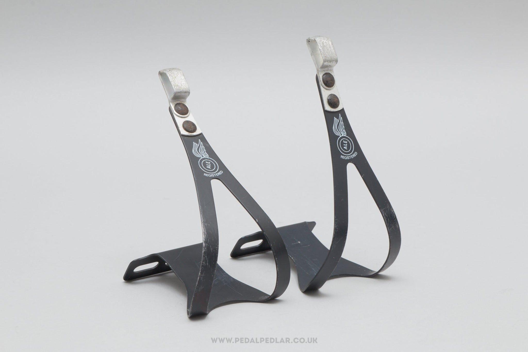 Pedal toe clips shop