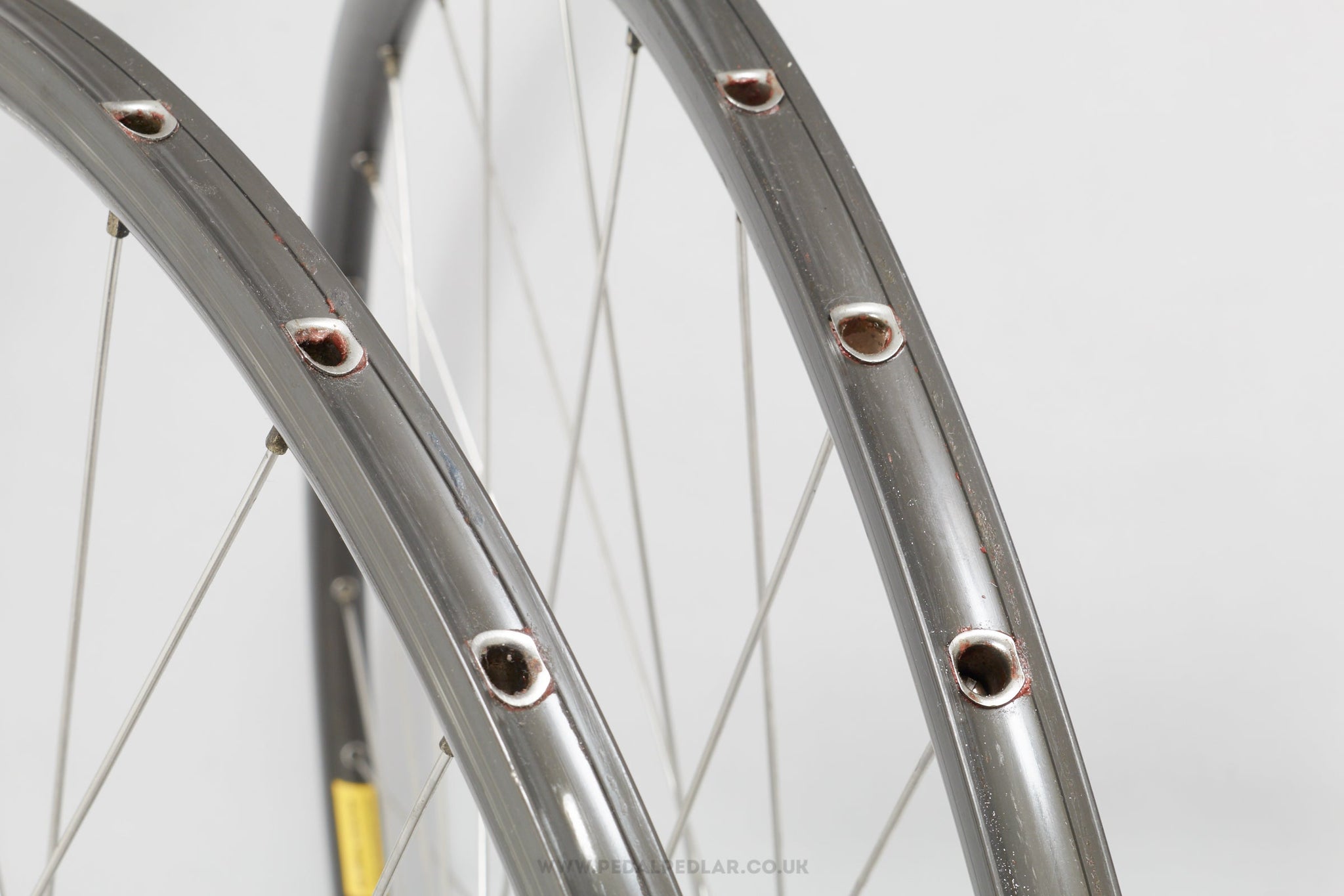 Campagnolo C-Record (322/101) / Mavic CD Vintage 28"/700c Tubular Road Wheels - Pedal Pedlar - Bicycle Wheels For Sale